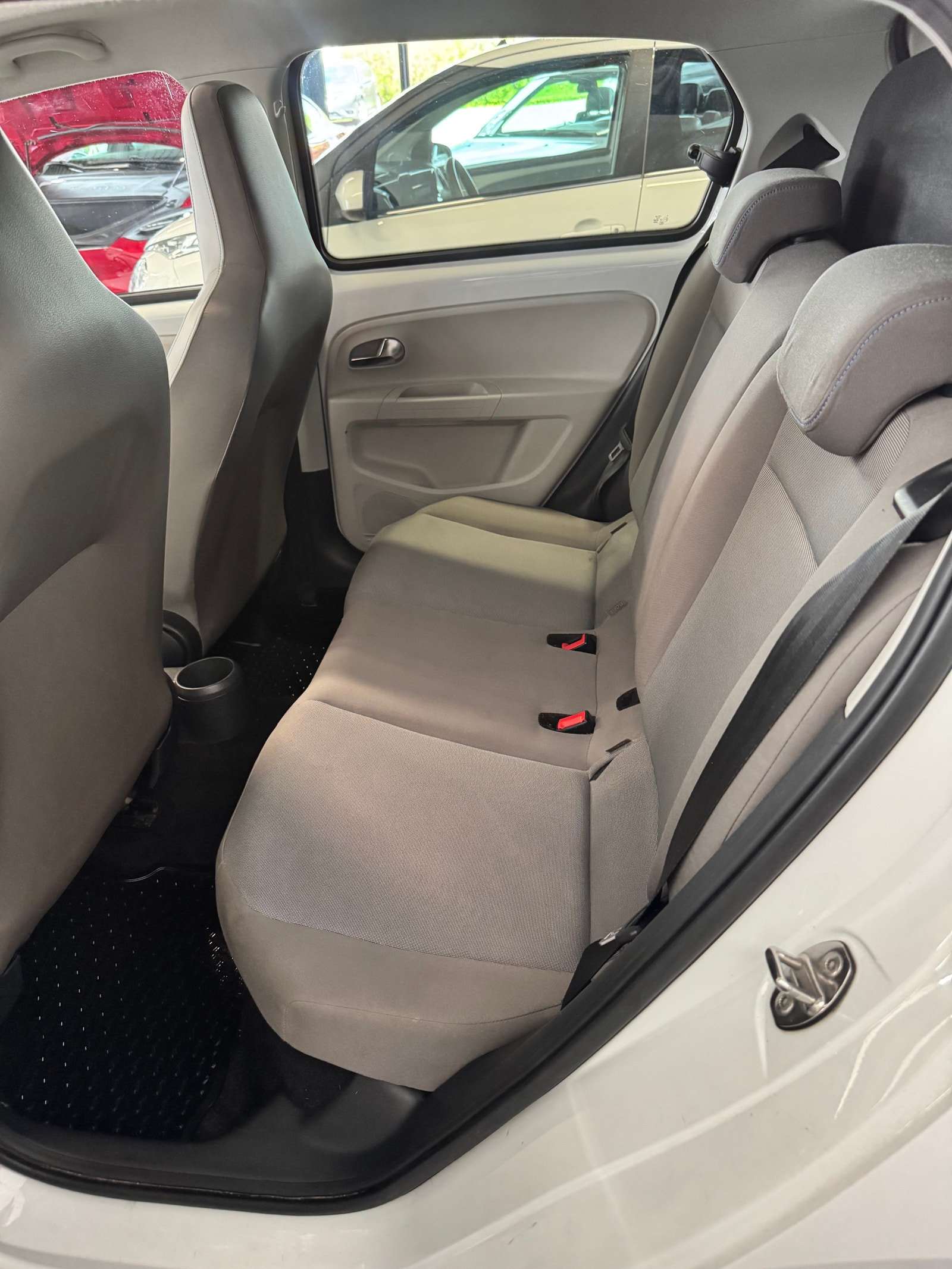 Volkswagen e-up!, 82hp, 2014