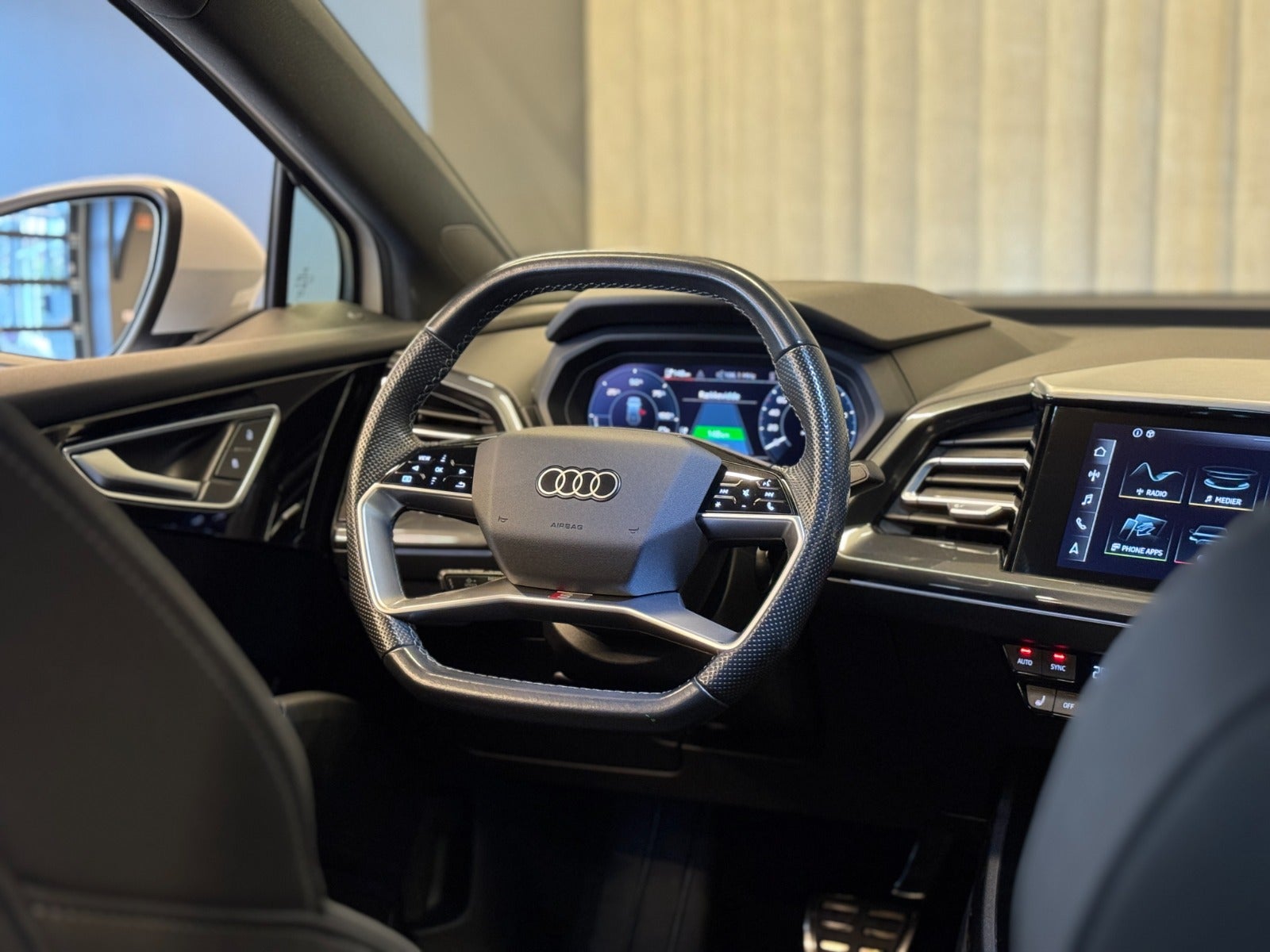 Audi Q4 40 e-tron, 204ps, 2022