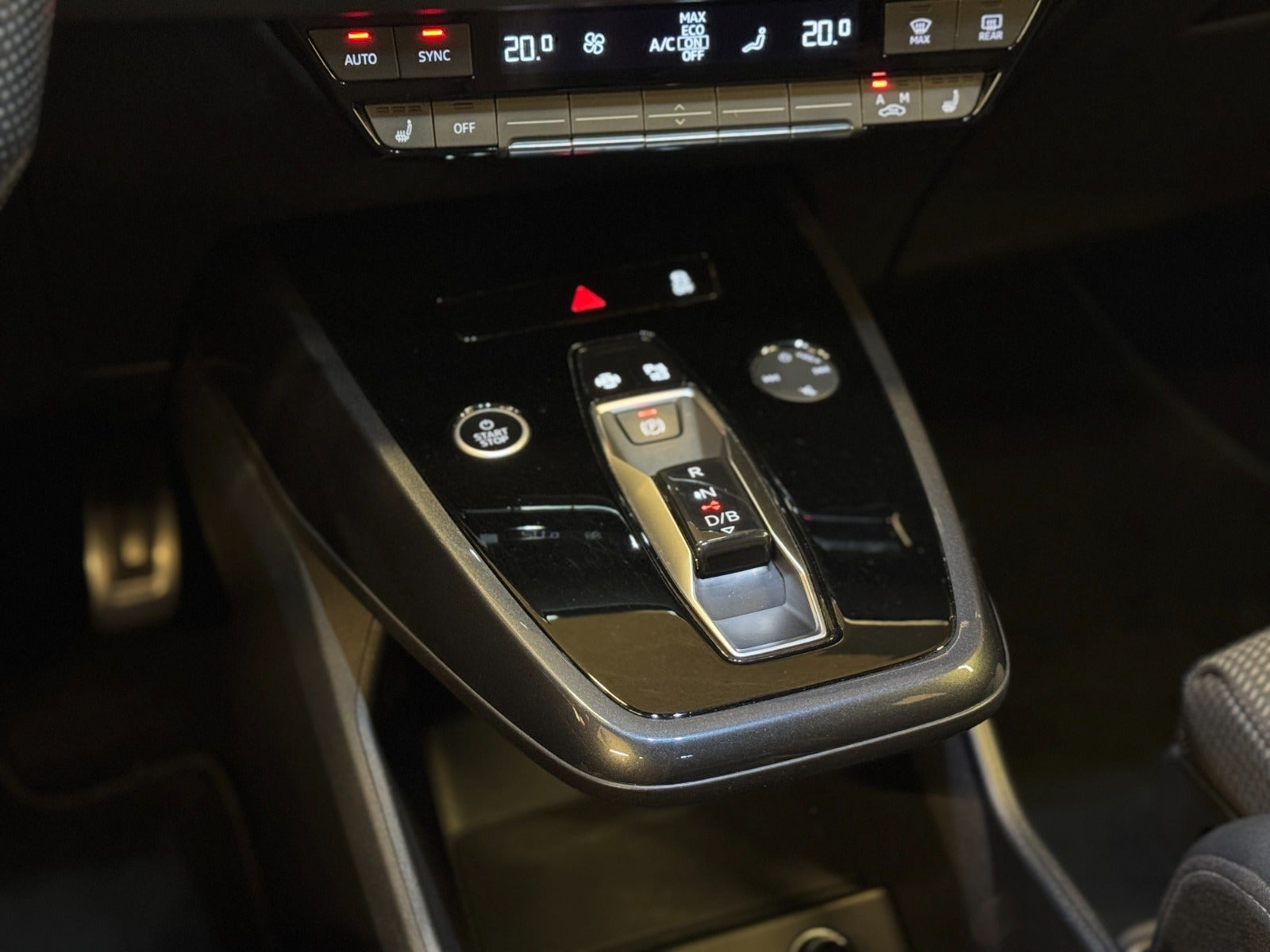 Audi Q4 40 e-tron, 204ps, 2022