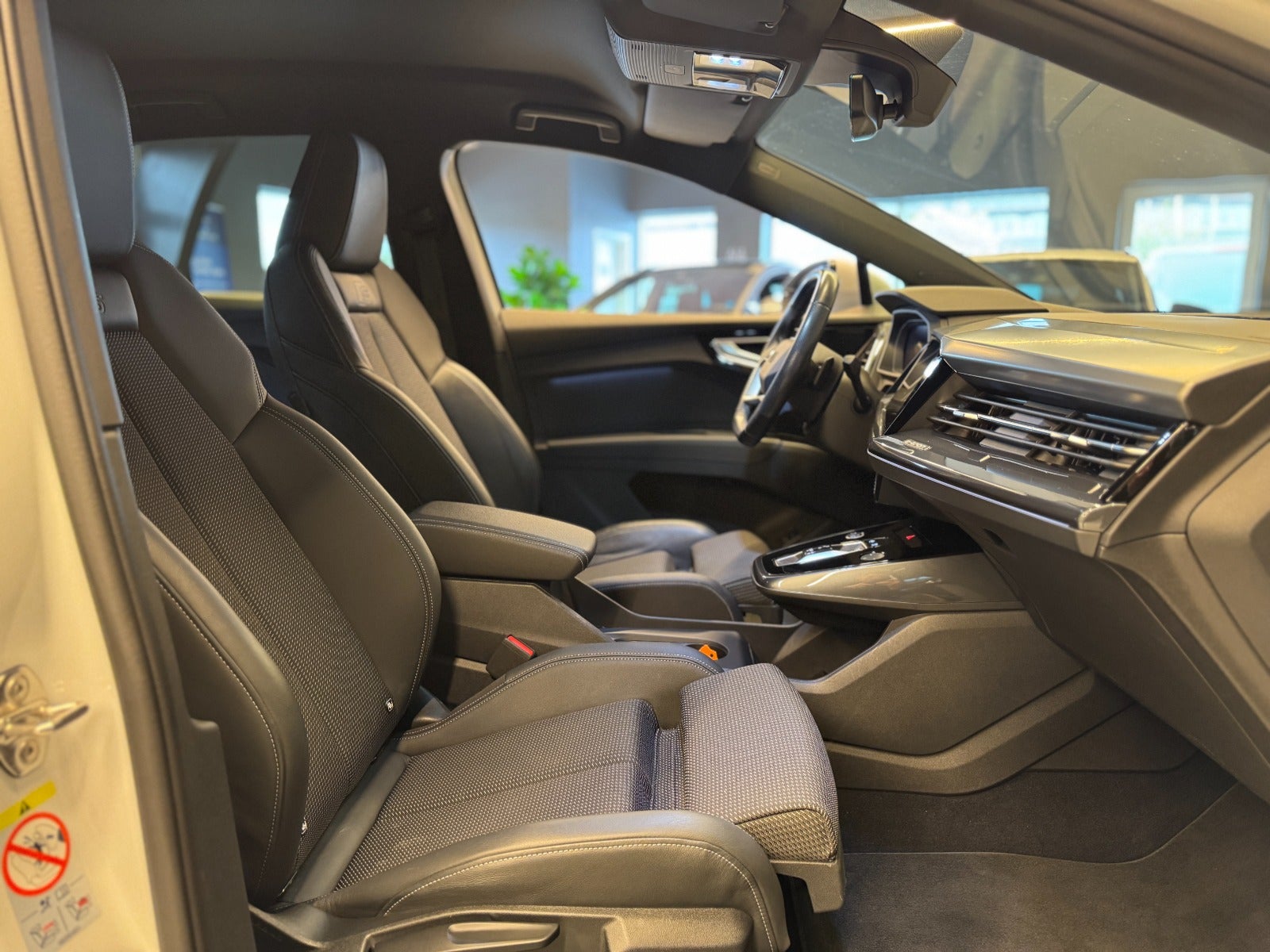 Audi Q4 40 e-tron, 204ps, 2022