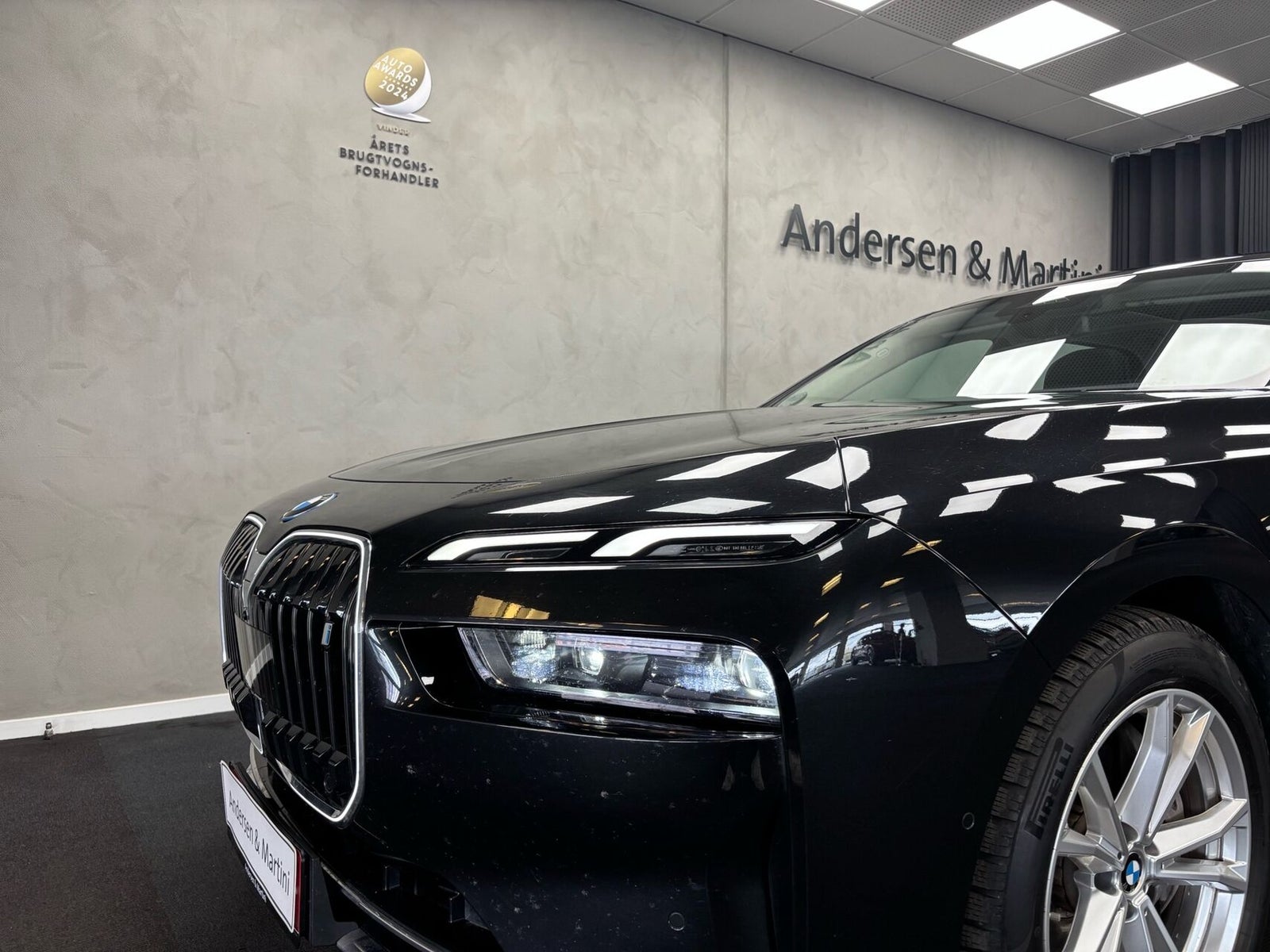 BMW i7 xDrive60, 544ps, 2024