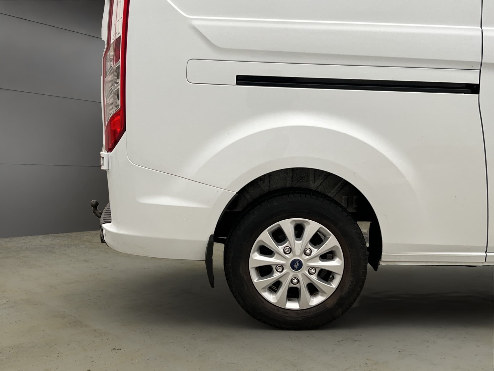 Ford Transit Custom 300 2.0 EcoBlue SelectShift, 130hk, 2023
