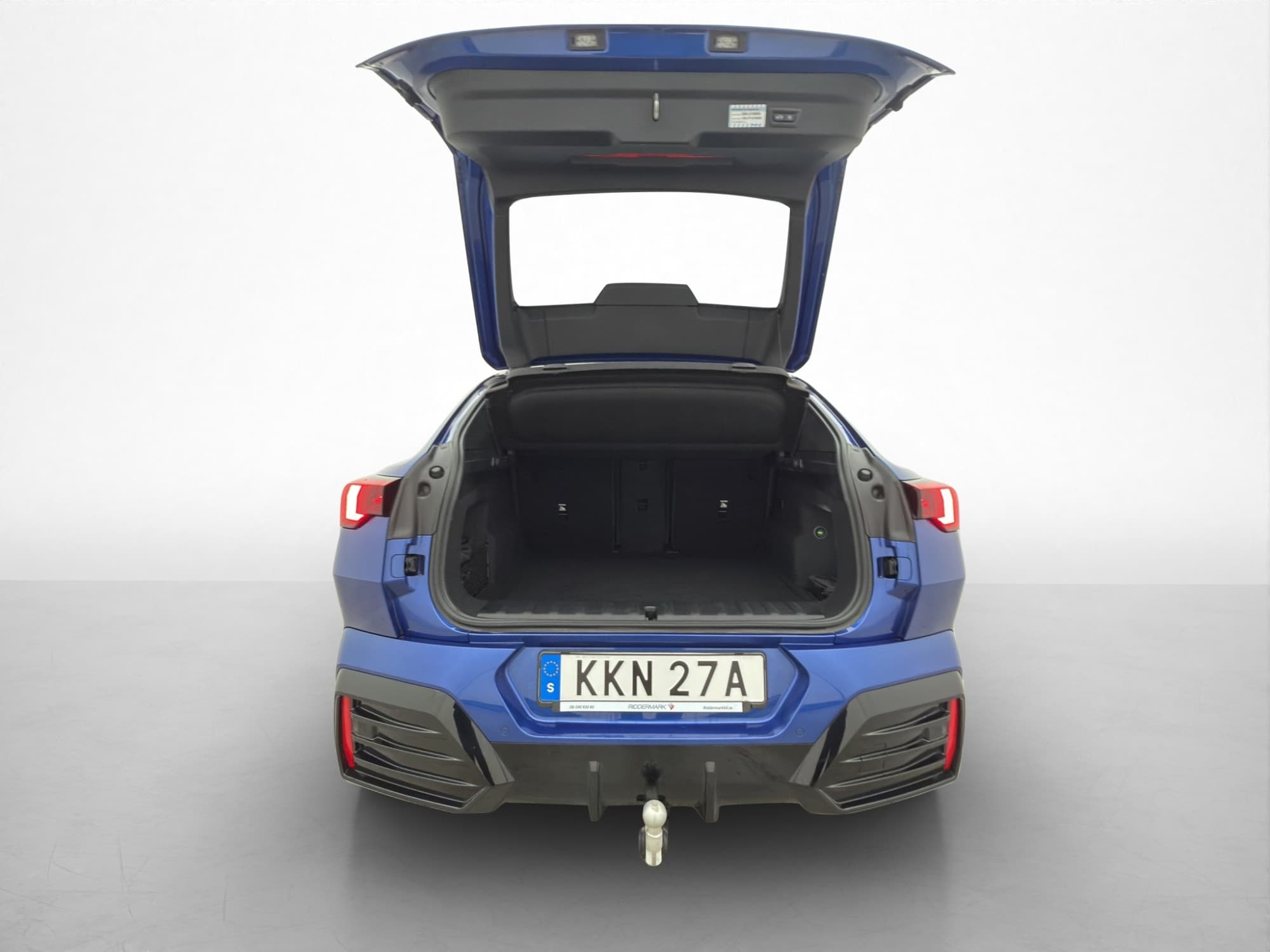 BMW iX2 xDrive30, 306ps, 2024