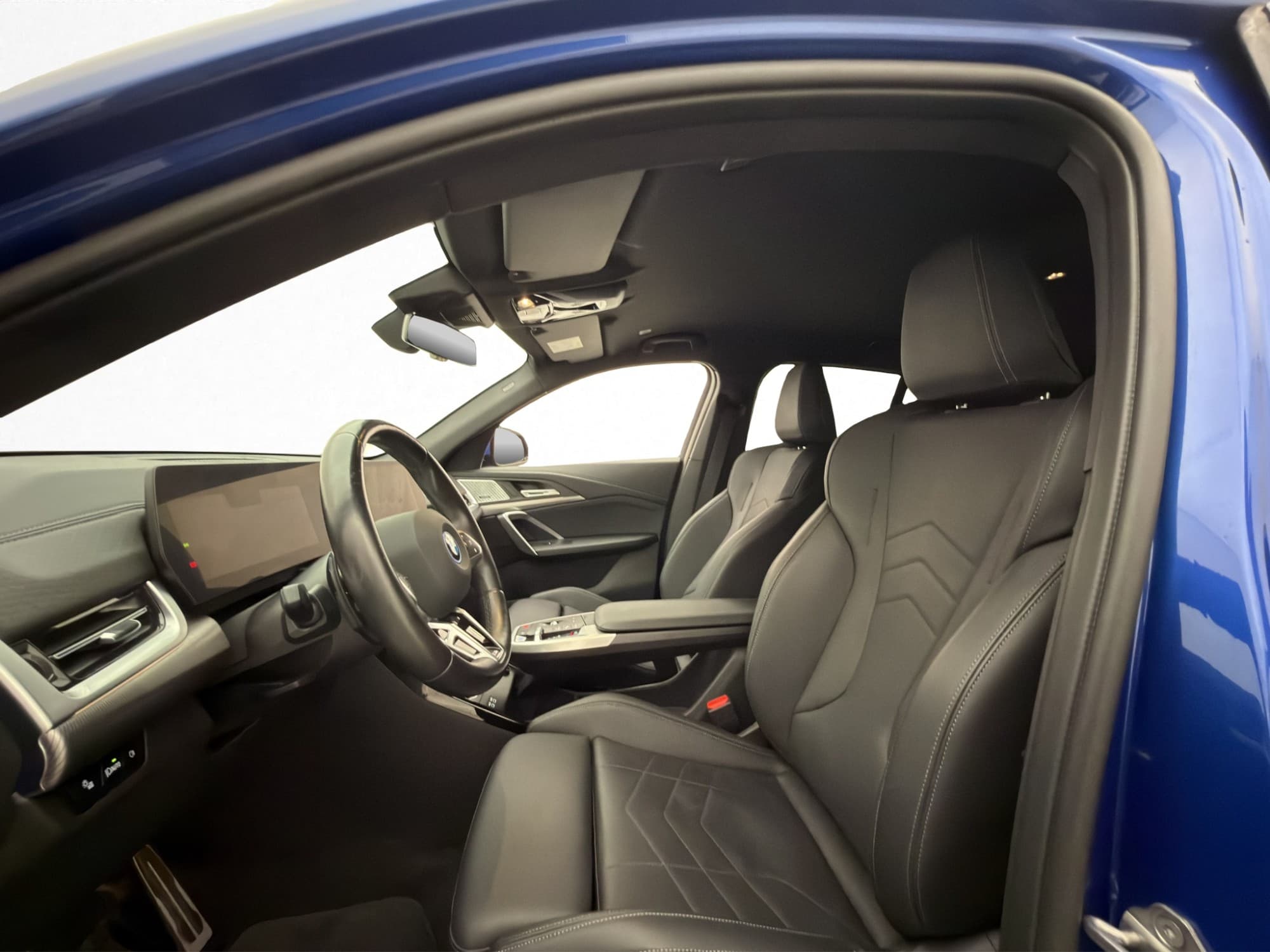 BMW iX2 xDrive30, 306ps, 2024