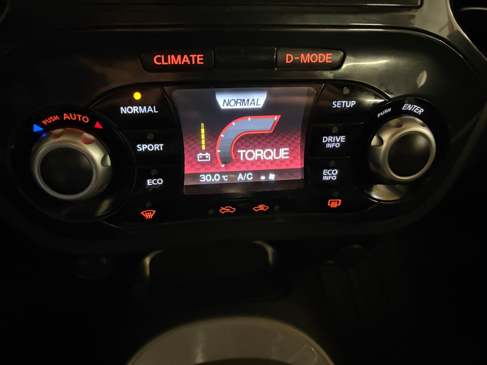 Nissan Juke 1.5 dCi Manual, 6-trins, 110ps, 2012