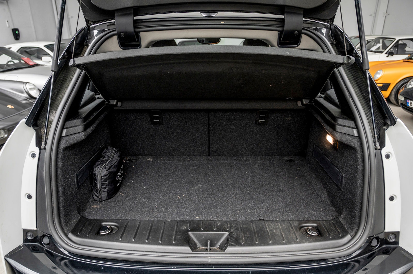 BMW i3 94 Ah, 170hp, 2018
