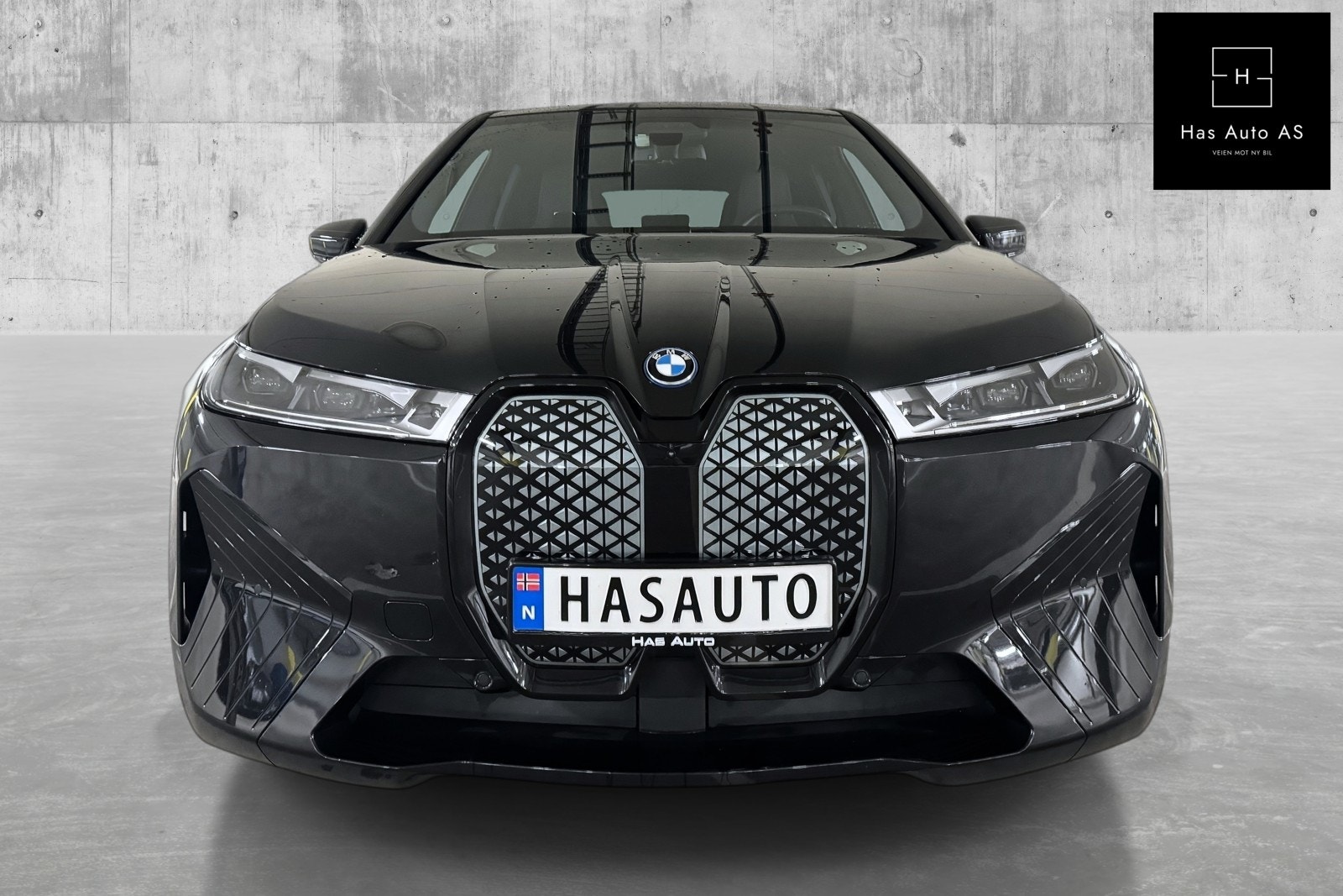 BMW iX M60, 540hp, 2022