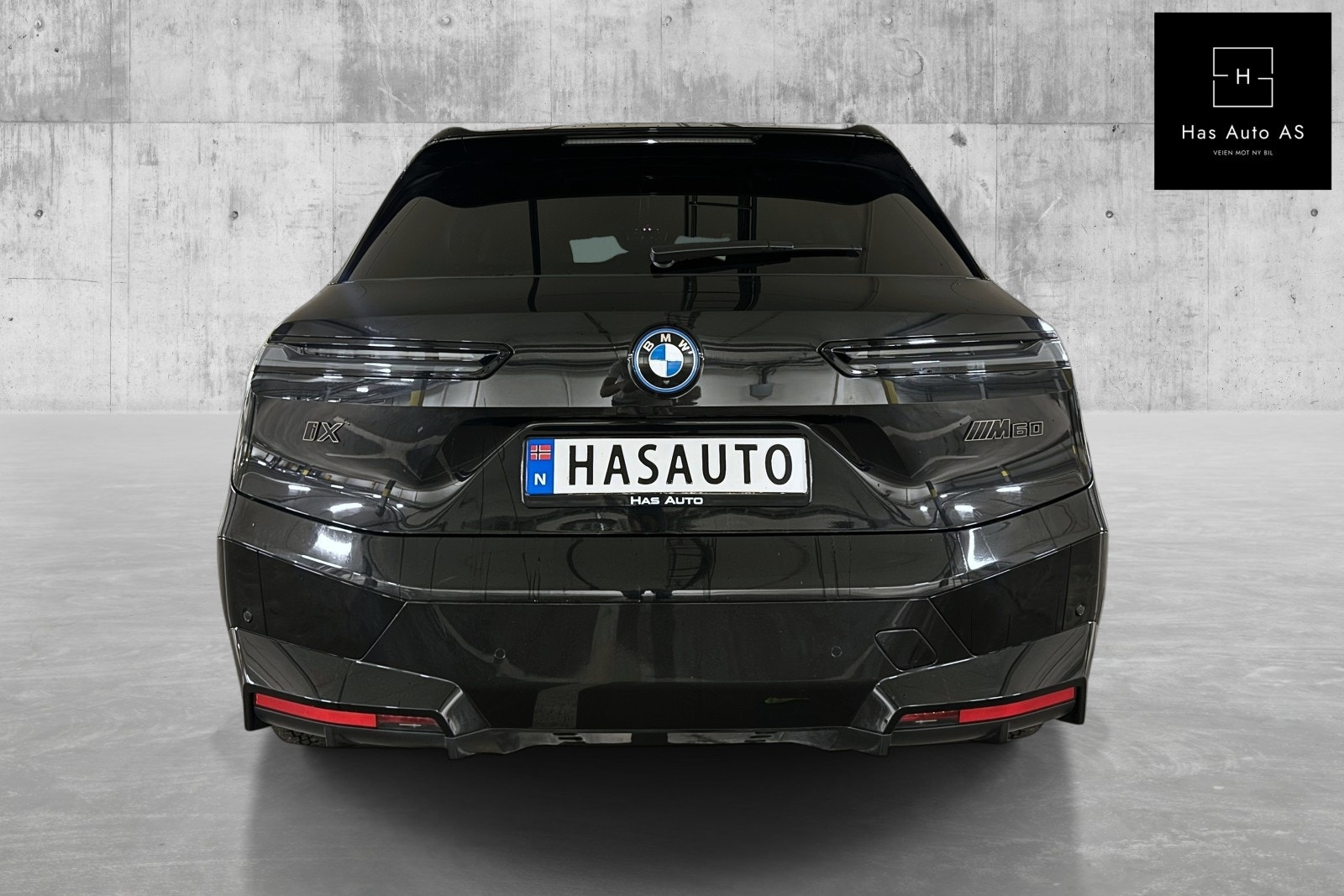 BMW iX M60, 540hp, 2022