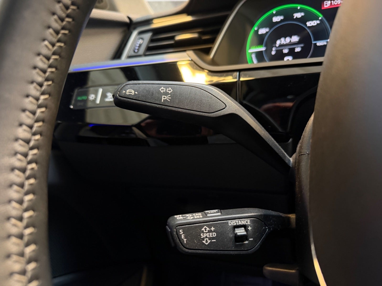 Audi e-tron 50 quattro, 313ps, 2021