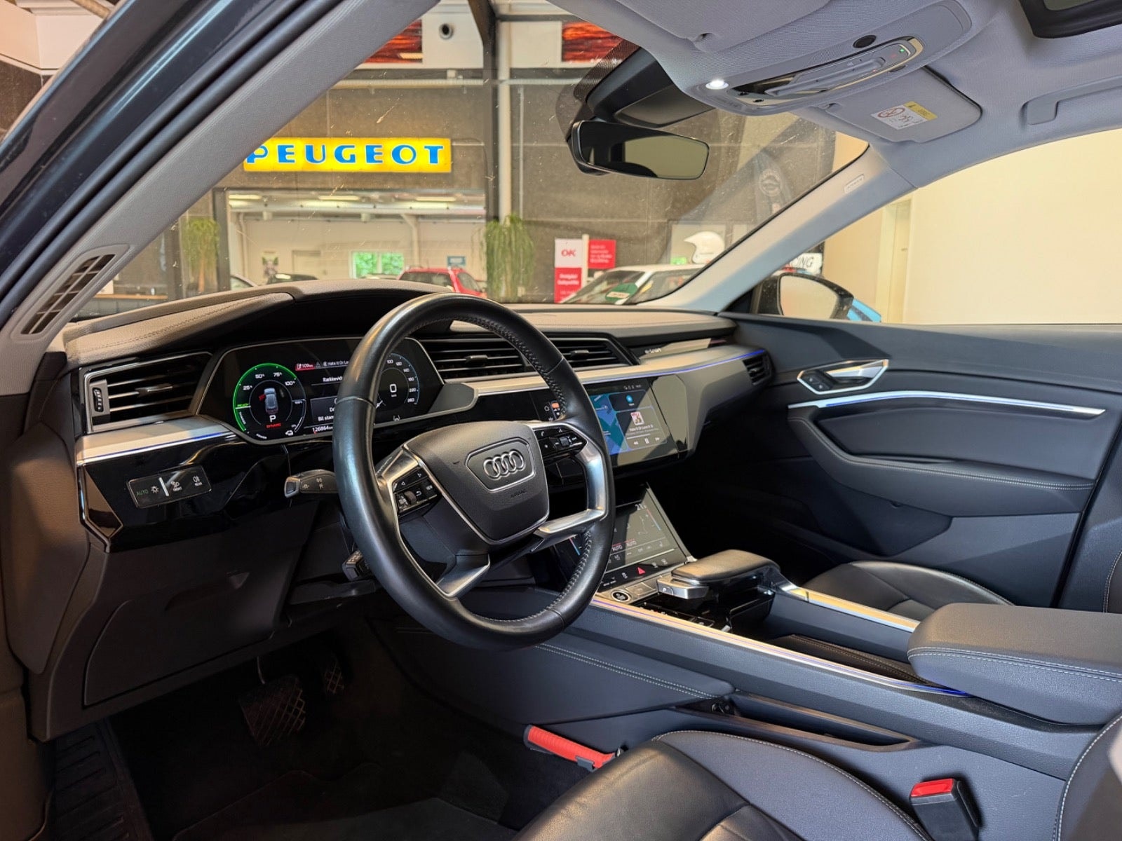 Audi e-tron 50 quattro, 313ps, 2021