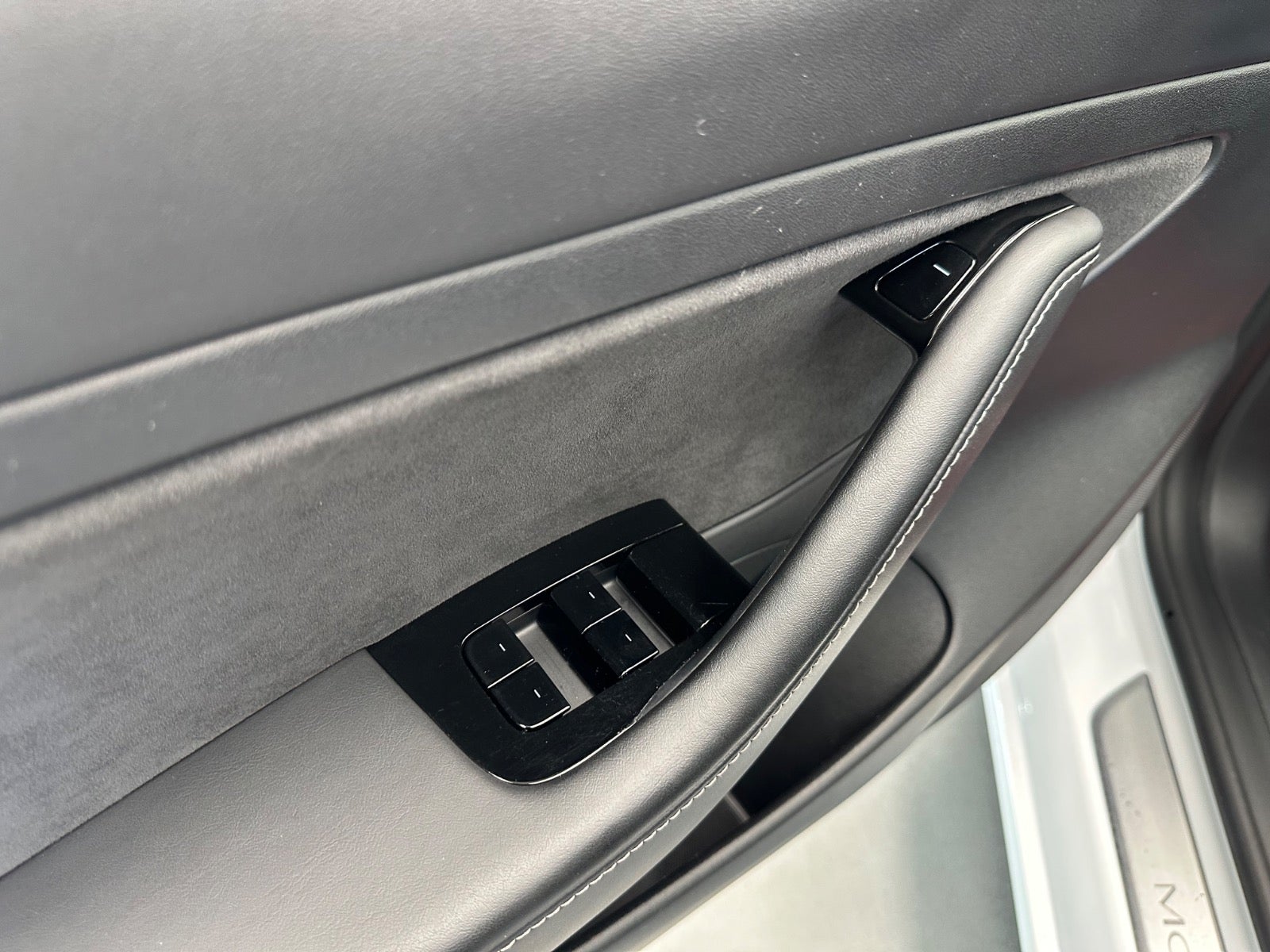 Tesla Model 3 Standard Range Plus, 325hk, 2020