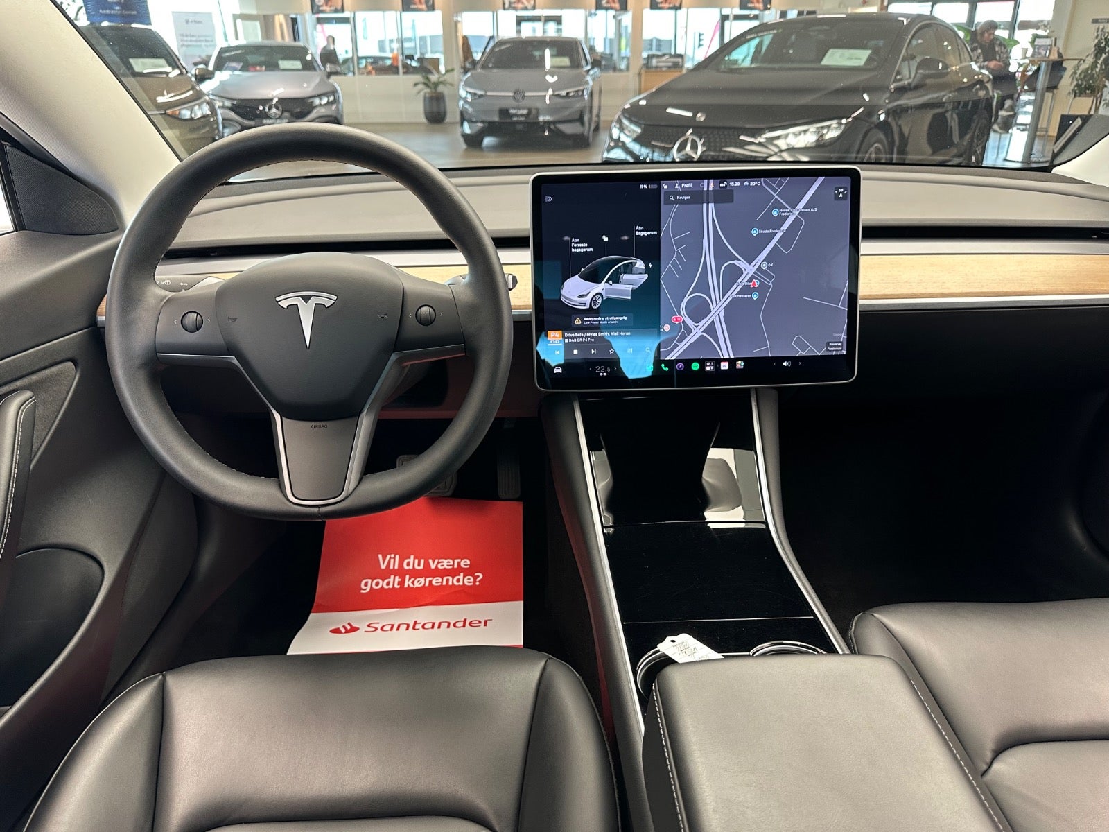 Tesla Model 3 Standard Range Plus, 325hk, 2020