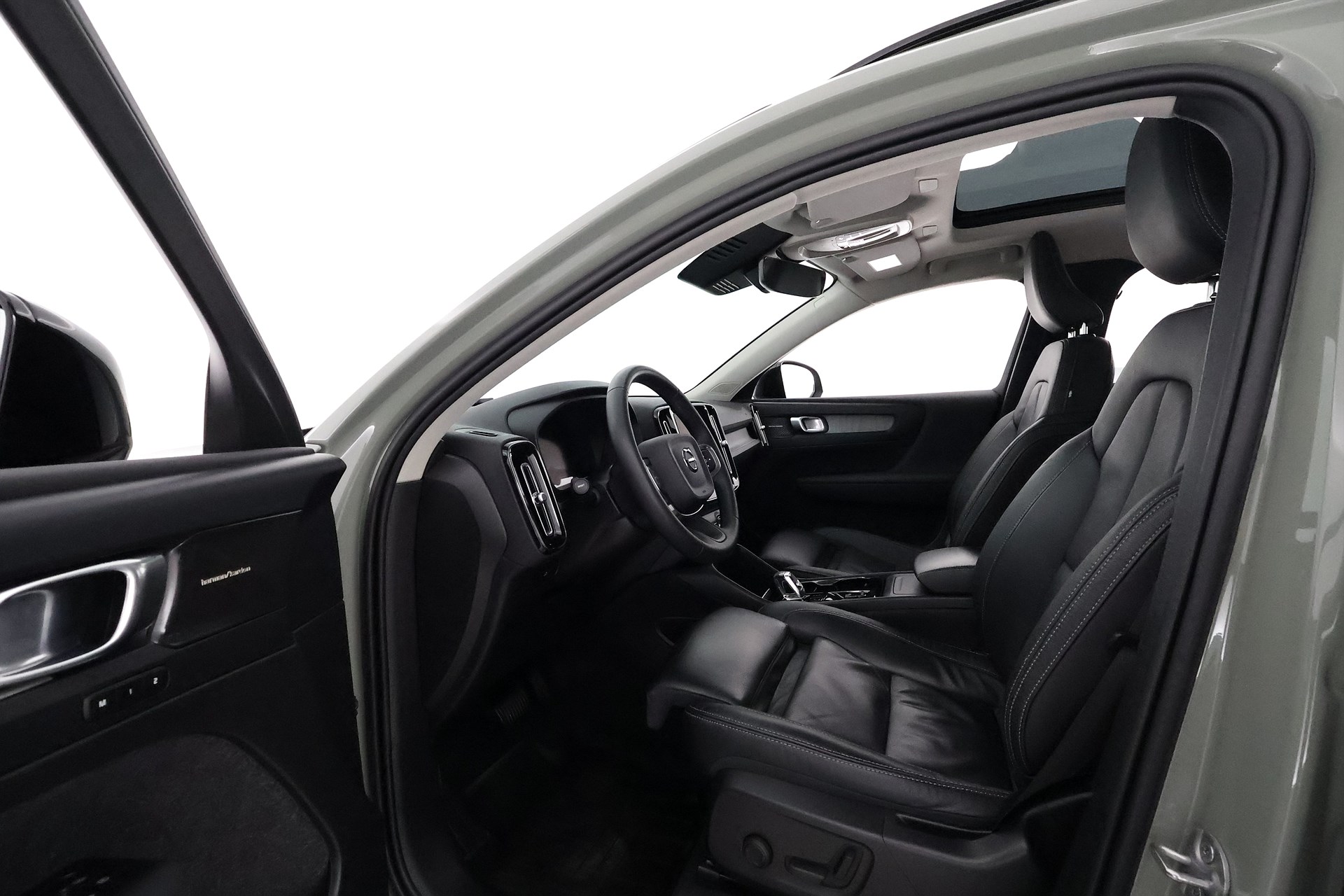 Volvo XC40 B3 DCT, 7-trins, 163ps, 2024