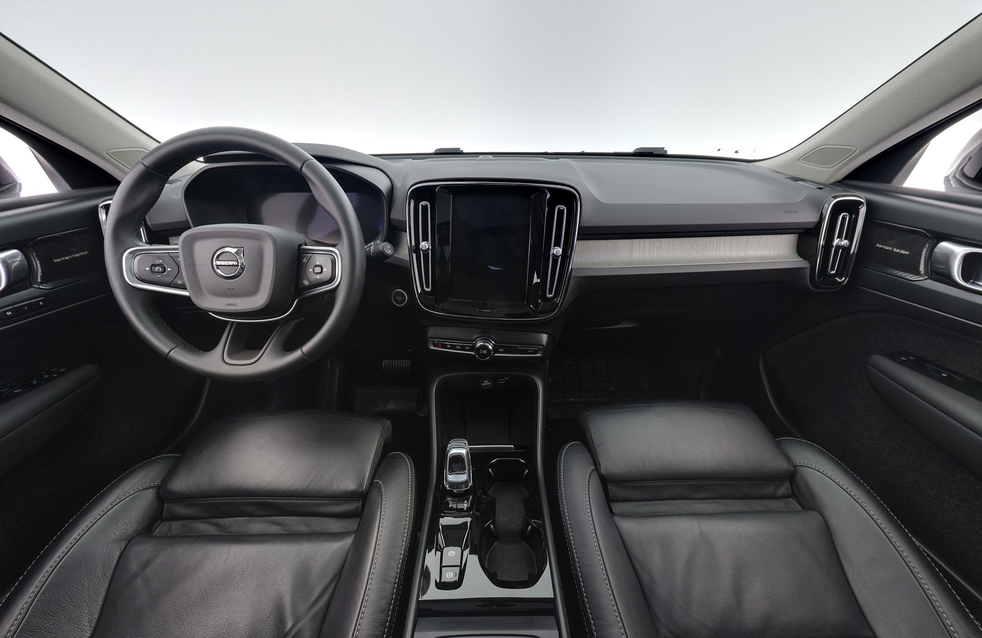 Volvo XC40 B3 DCT, 7-trins, 163ps, 2024