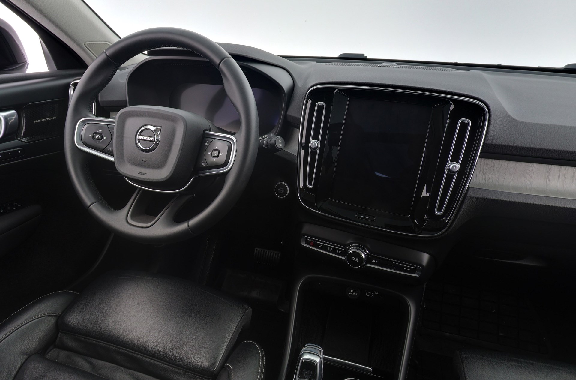 Volvo XC40 B3 DCT, 7-trins, 163ps, 2024