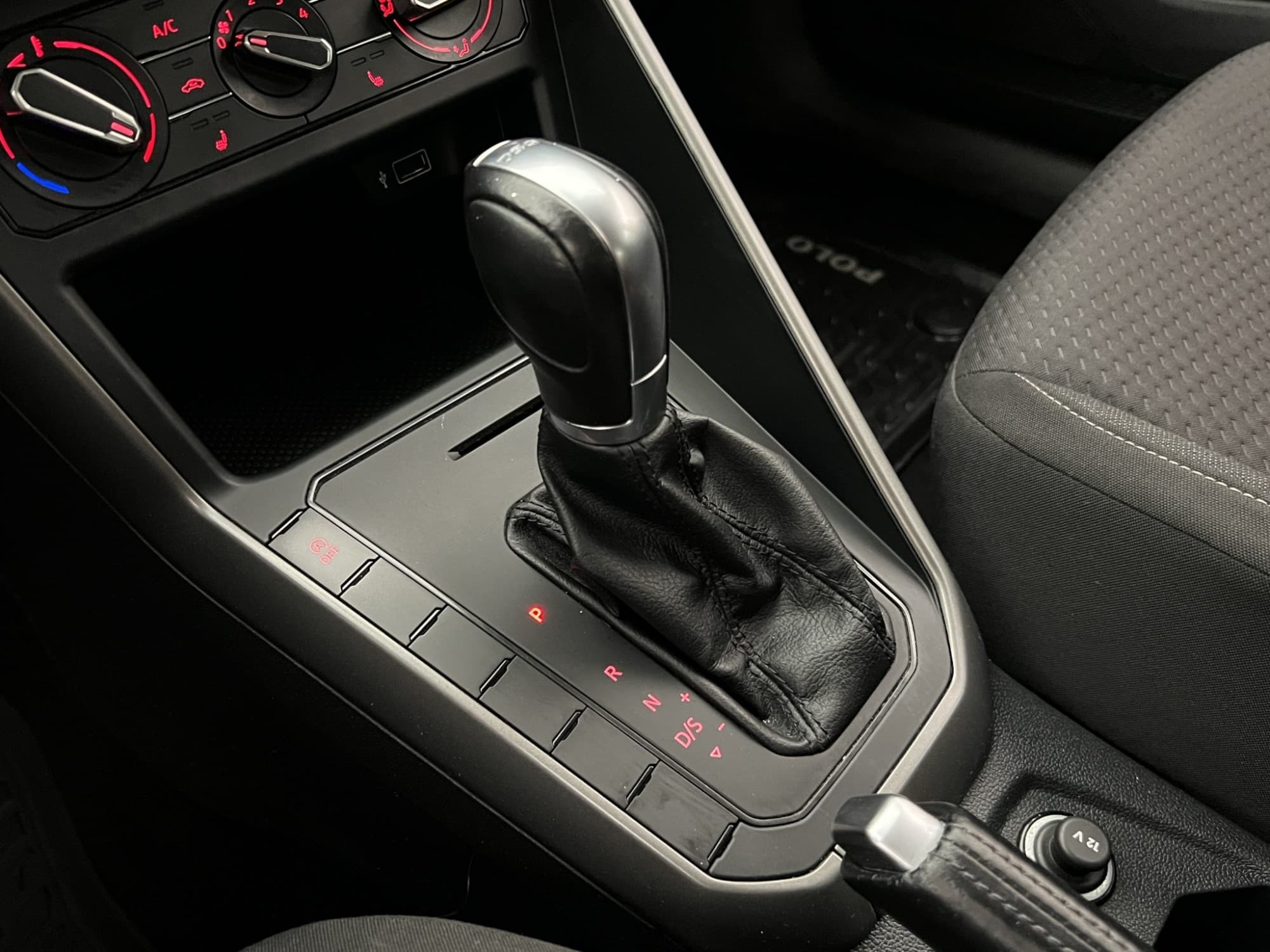 Volkswagen Polo 1.0 TSI DSG sekvensiell, 7-trinn, 95hk, 2018