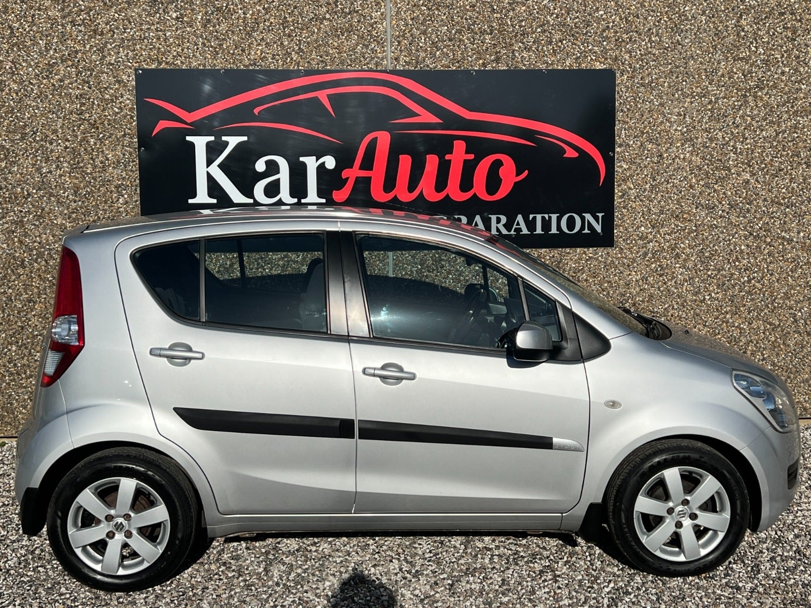 Suzuki Splash 1.2 DOHC 16V VVT Automatic, 94hp, 2011