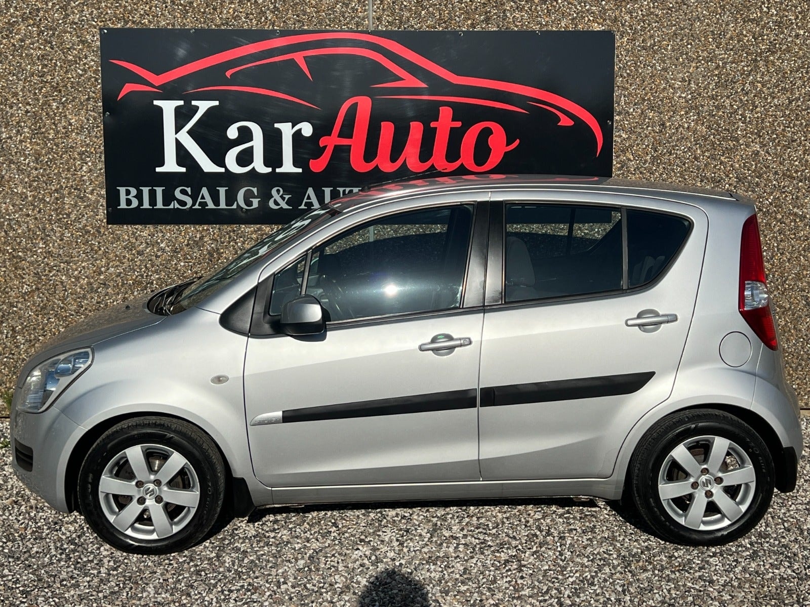 Suzuki Splash 1.2 DOHC 16V VVT Automatic, 94hp, 2011
