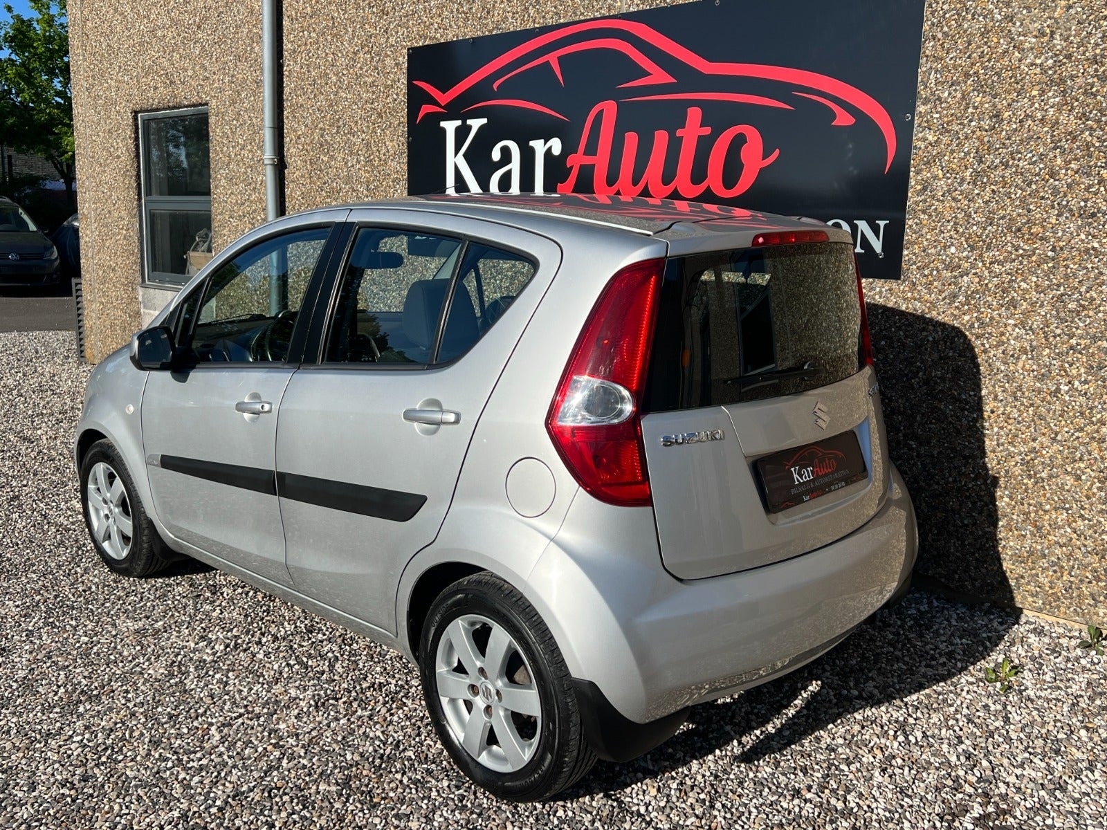 Suzuki Splash 1.2 DOHC 16V VVT Automatic, 94hp, 2011