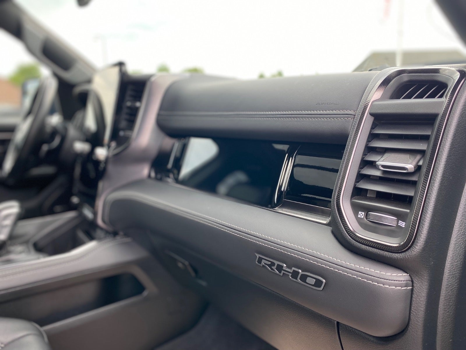 RAM 1500 Crew Cab TorqueFlite, 8-trins, 548ps, 2025