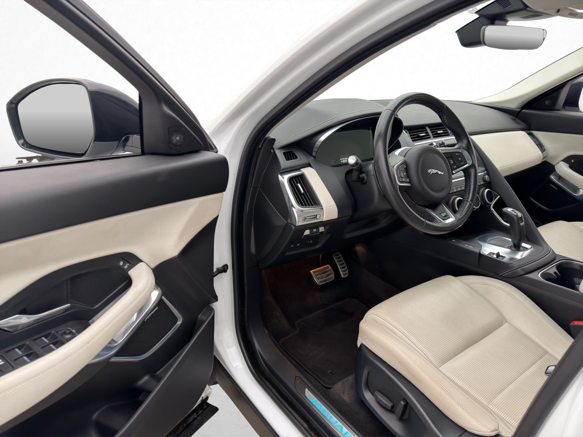 Jaguar E-Pace P250 AWD Automatic, 9-trins, 249ps, 2018