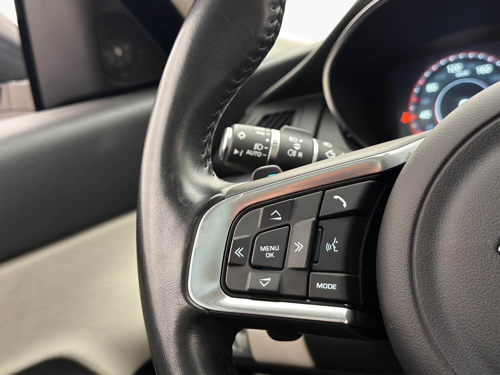 Jaguar E-Pace P250 AWD Automatic, 9-trins, 249ps, 2018