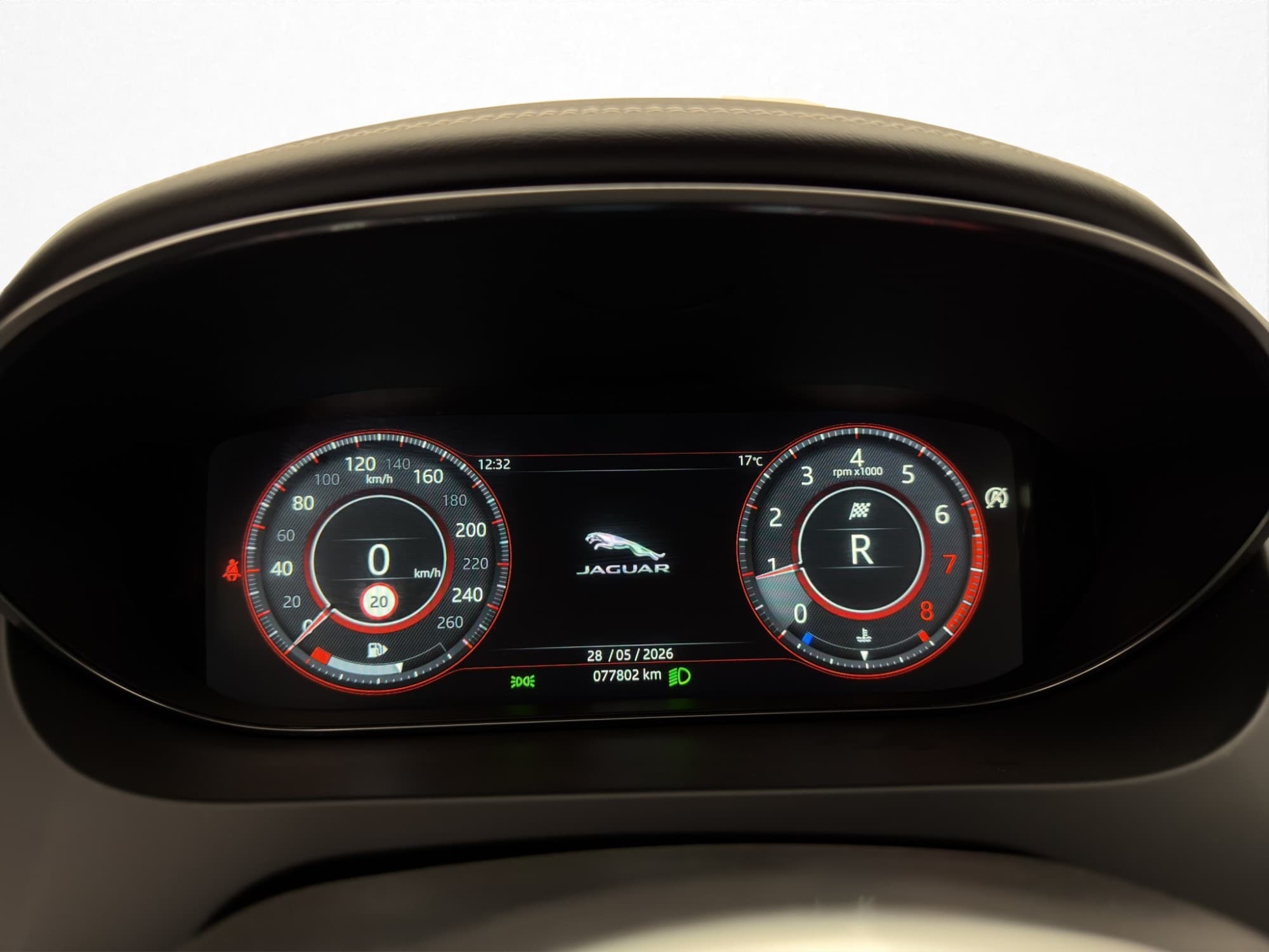 Jaguar E-Pace P250 AWD Automatic, 9-trins, 249ps, 2018