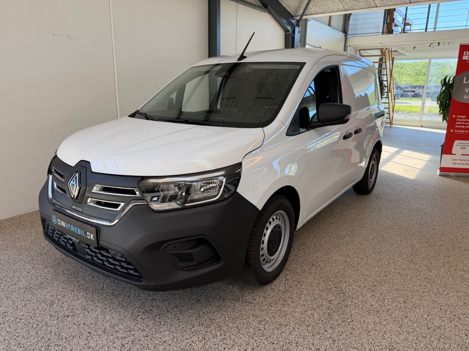 Renault Kangoo E-Tech, 122ps, 2026