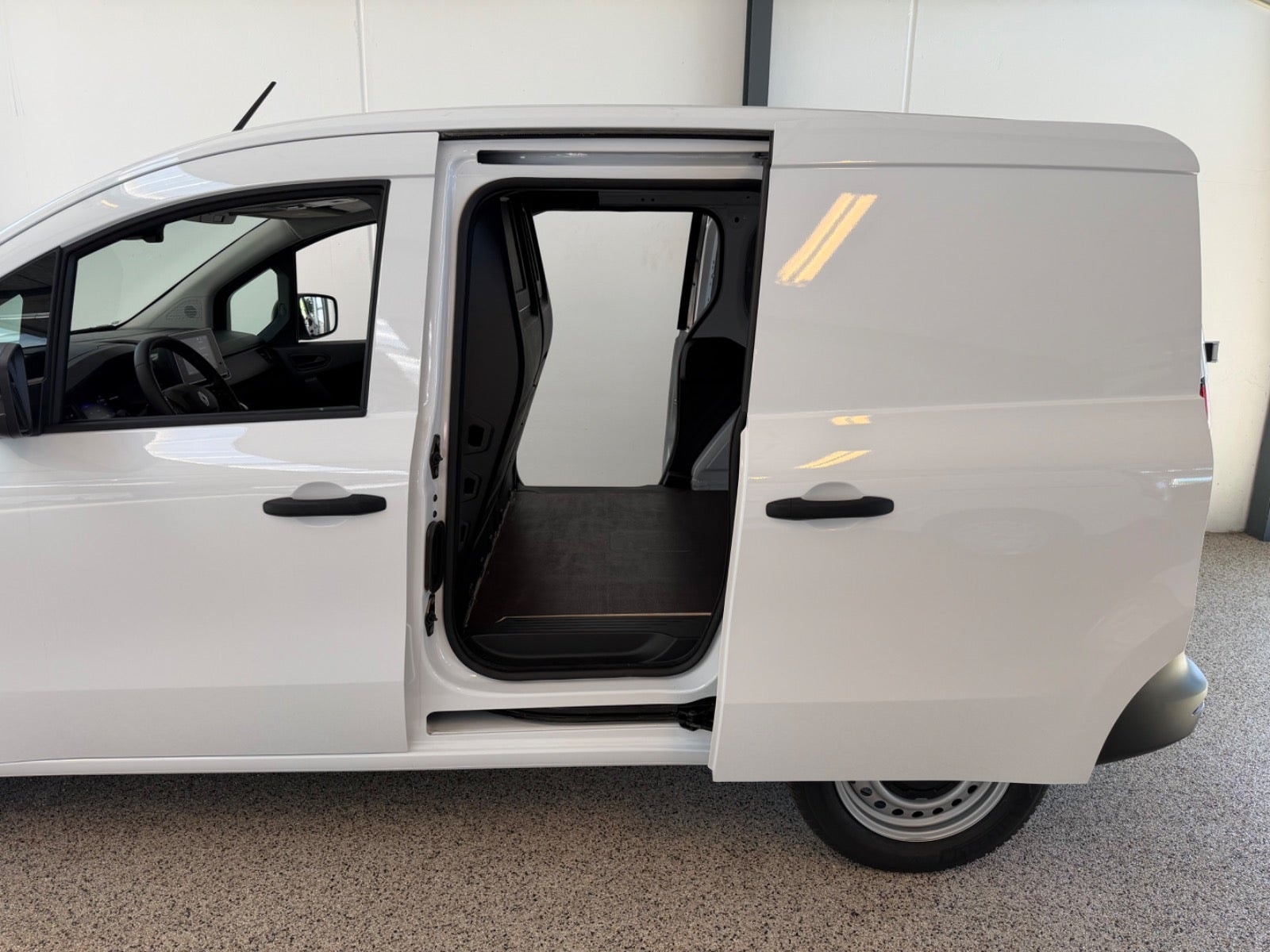 Renault Kangoo E-Tech, 122ps, 2026