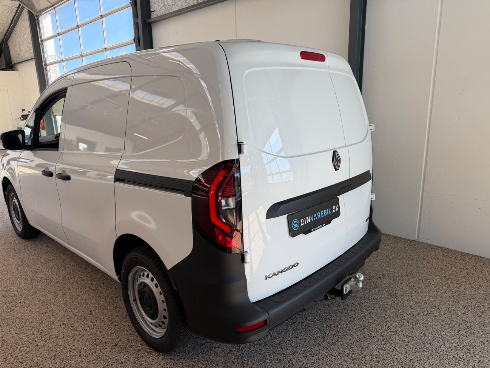 Renault Kangoo E-Tech, 122ps, 2026