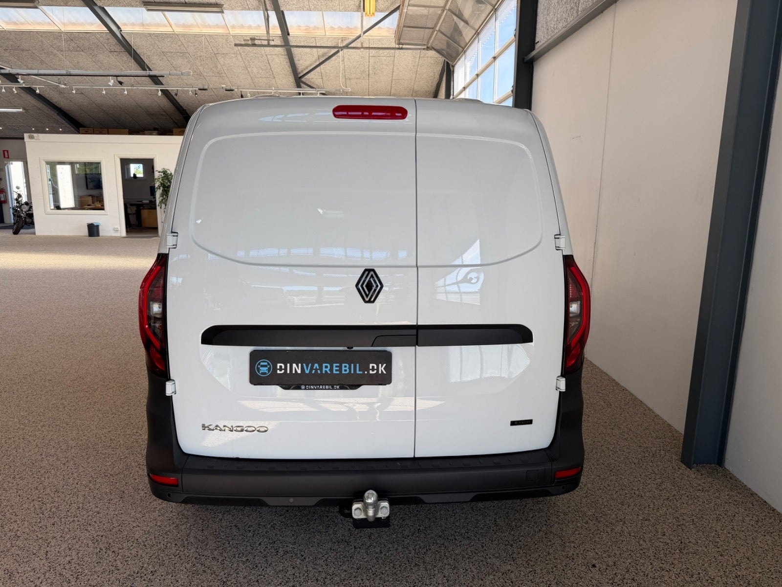 Renault Kangoo E-Tech, 122ps, 2026