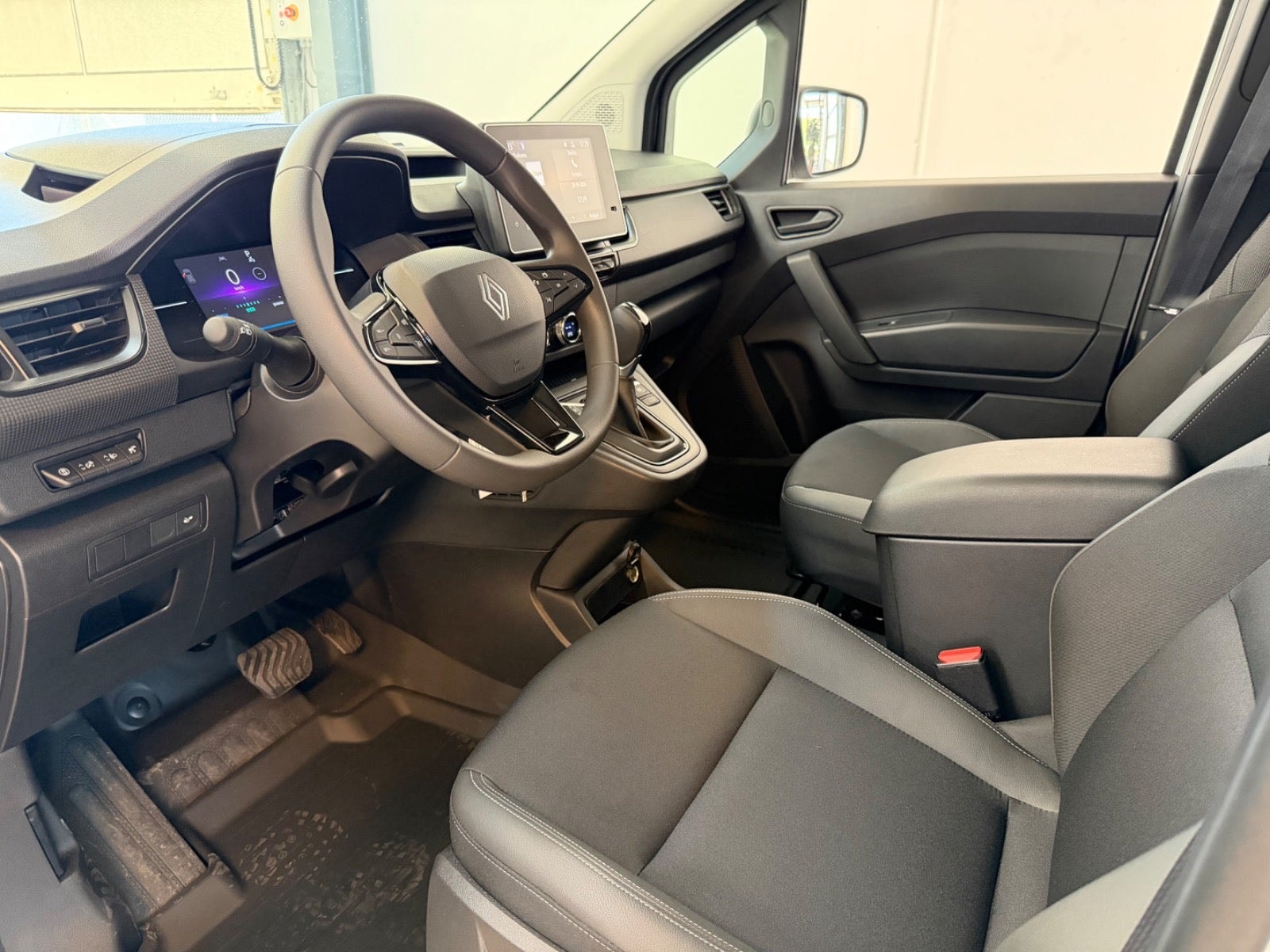 Renault Kangoo E-Tech, 122ps, 2026