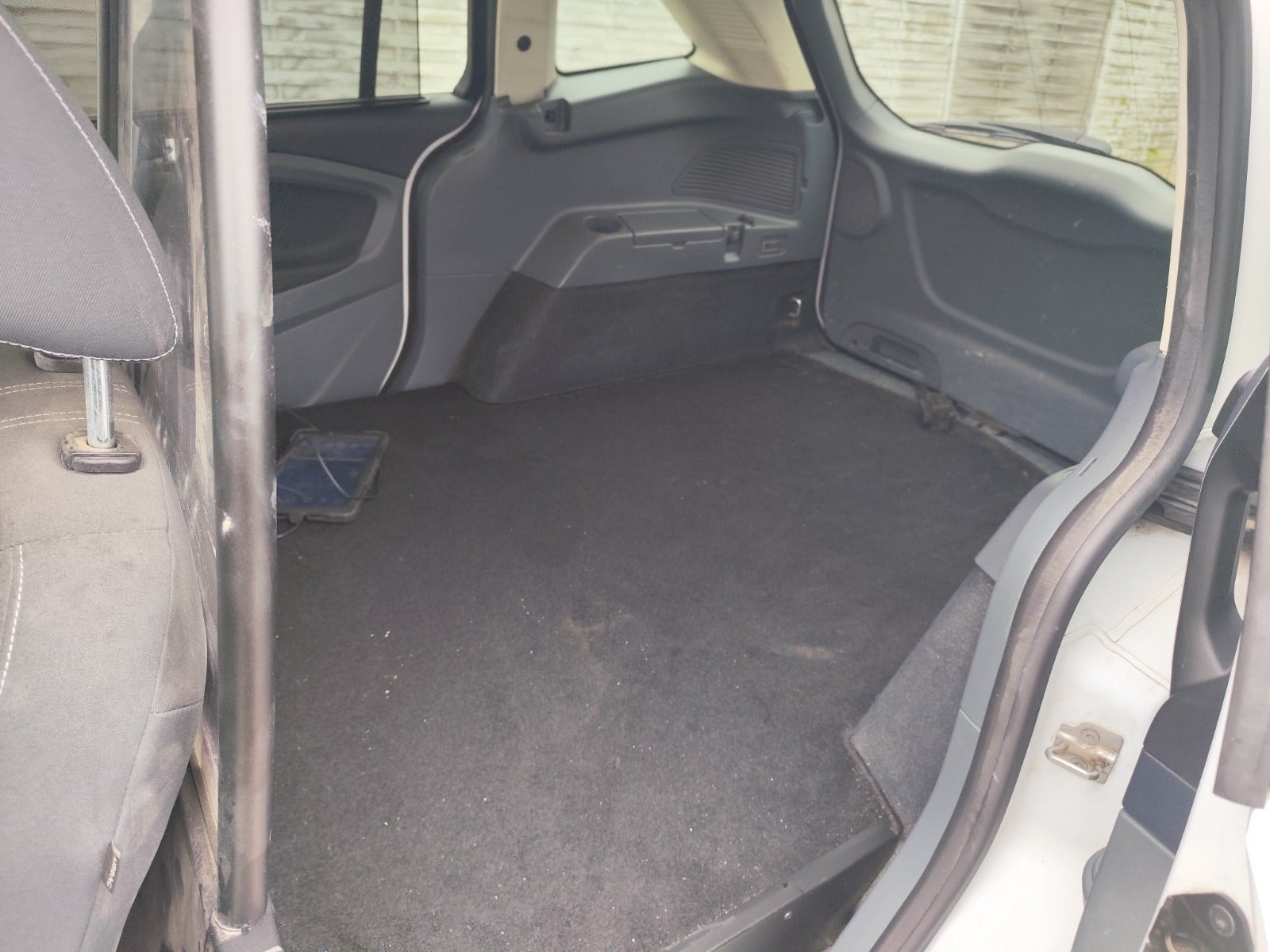 Ford Grand C-MAX 2.0 TDCi Powershift 6, 6-trins, 163ps, 2014