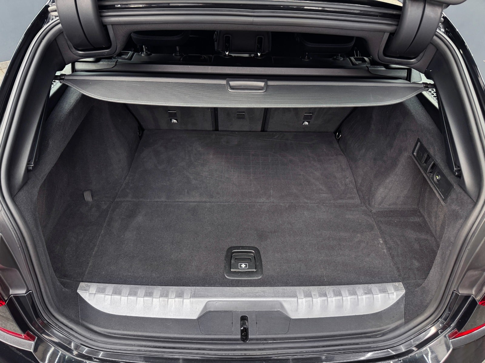 BMW 330e Touring Steptronic, 292hk, 2022