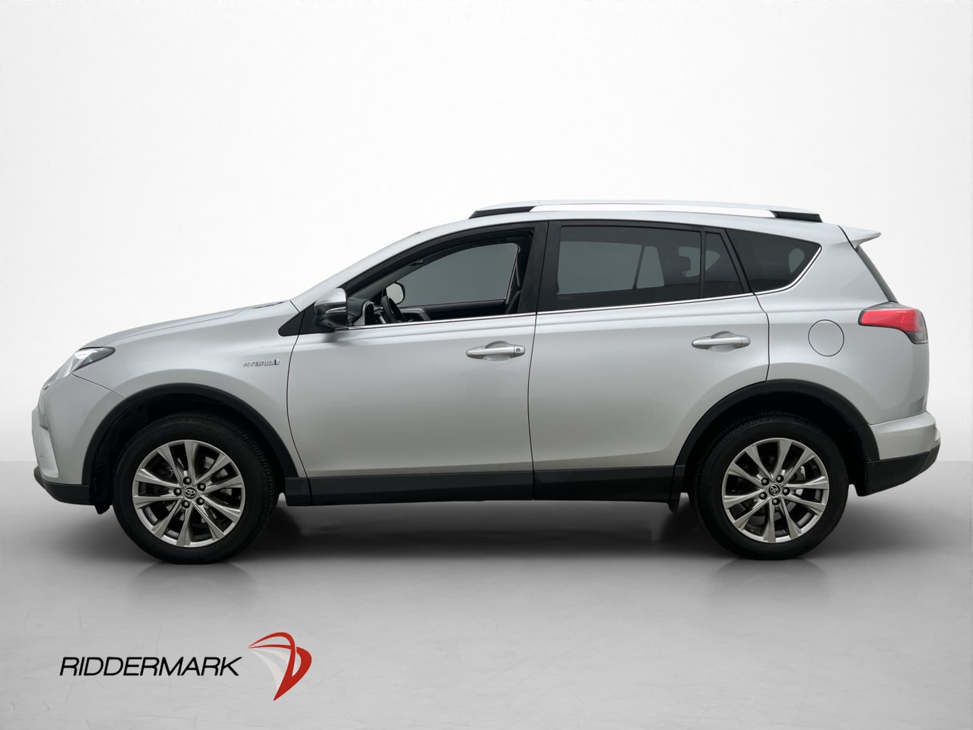 Toyota RAV4 Hybrid 2.5 Dual VVT-i AWD-i E-CVT, 197hp, 2016