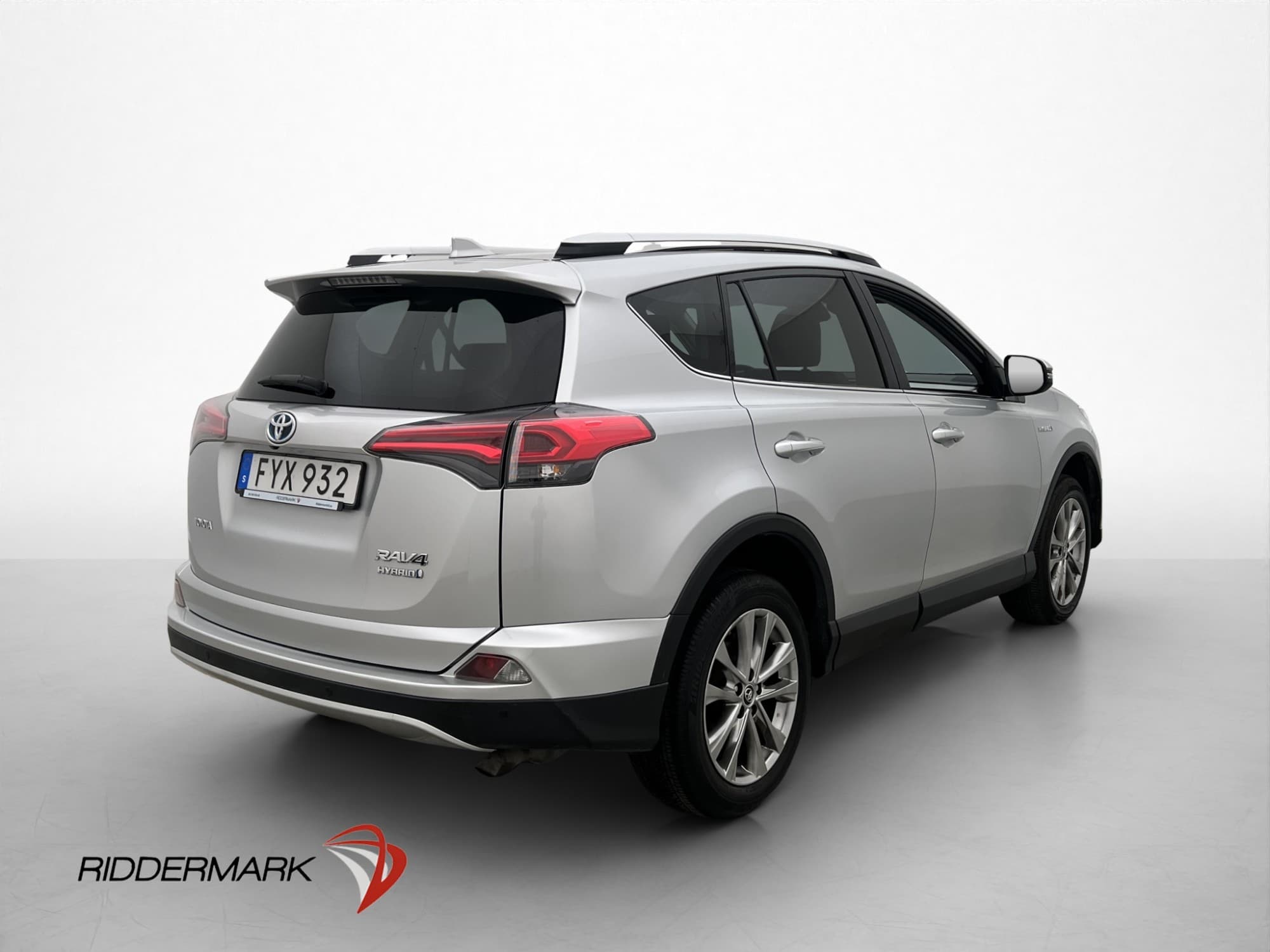 Toyota RAV4 Hybrid 2.5 Dual VVT-i AWD-i E-CVT, 197hp, 2016