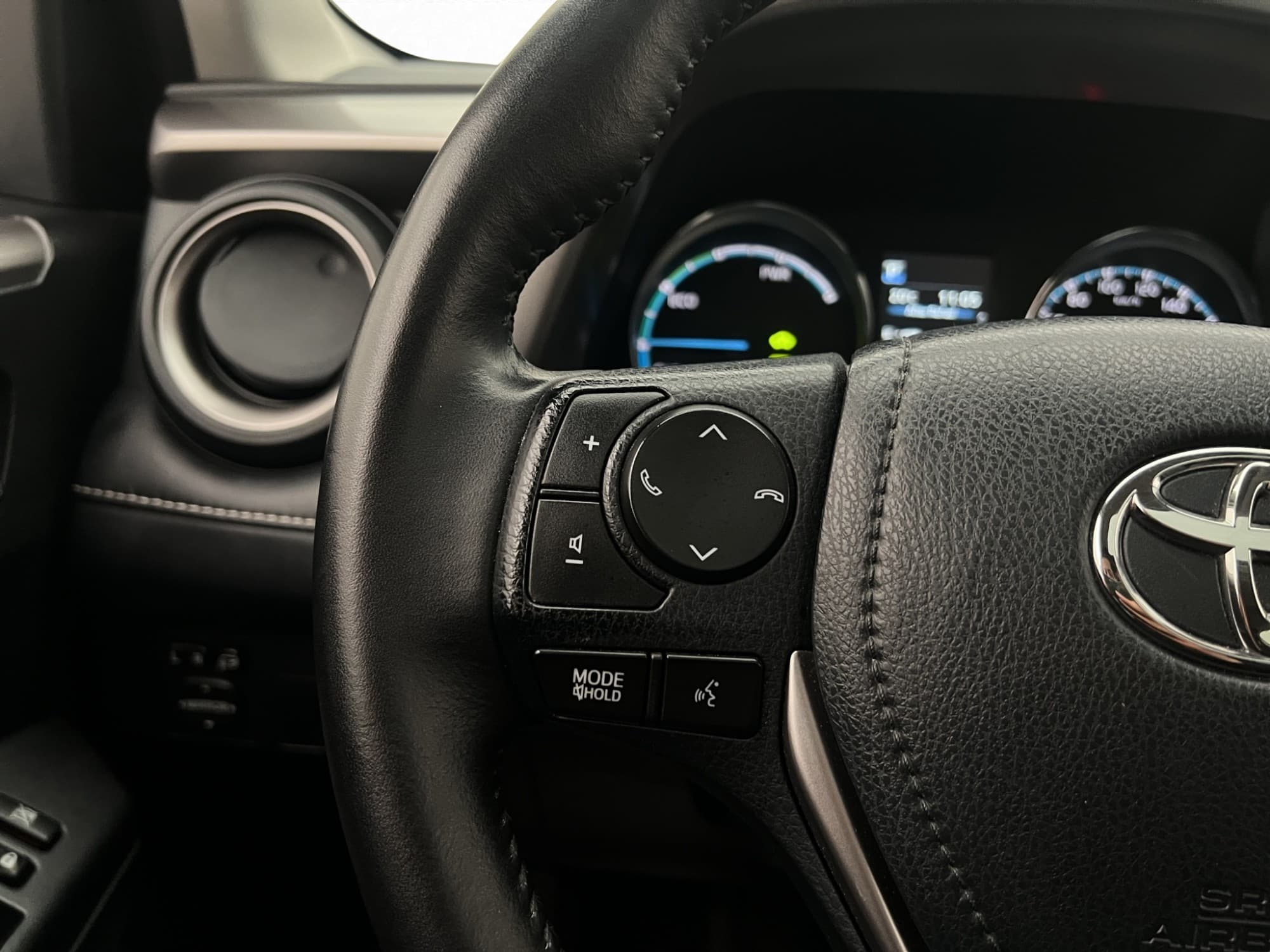 Toyota RAV4 Hybrid 2.5 Dual VVT-i AWD-i E-CVT, 197hp, 2016