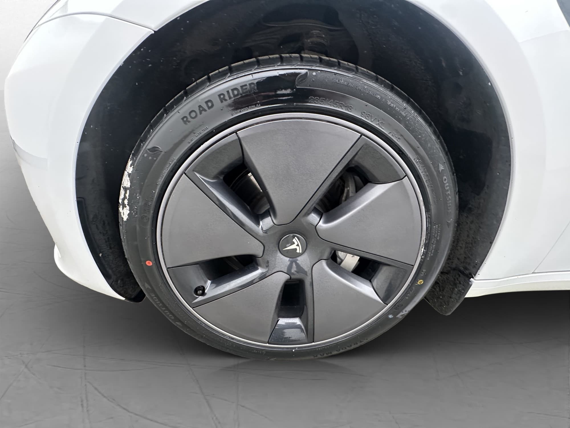 Tesla Model 3 Standard Range, 283ps, 2023