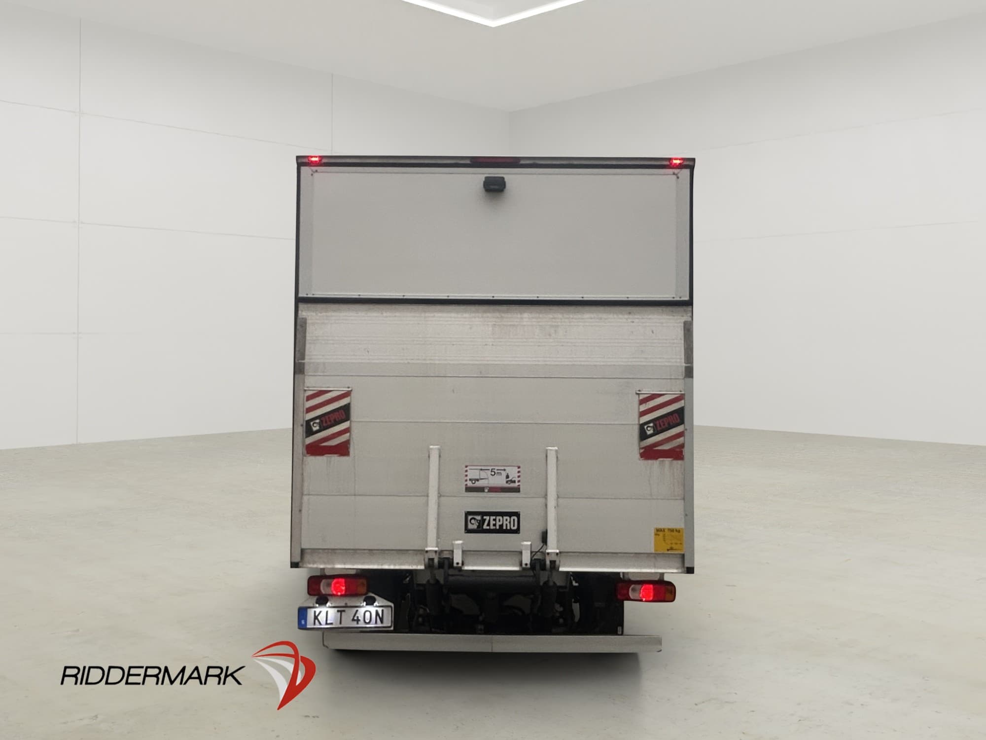 Iveco Daily 35-160 Chassis Cab 2.3 JTD Hi-Matic, 156hp, 2022