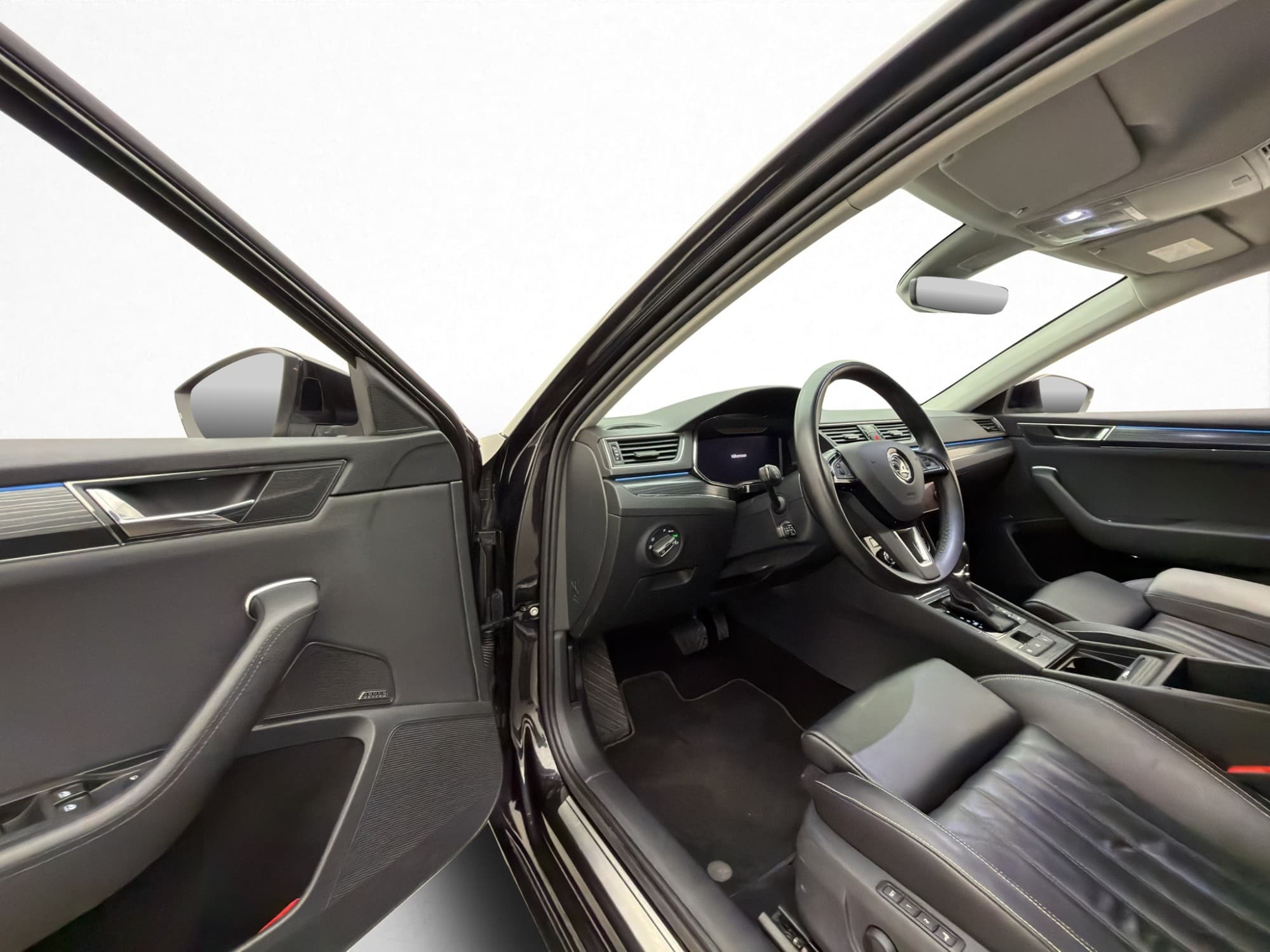 Škoda Superb iV Combi 1.4 TSI iV DSG Sequential, 218hp, 2020