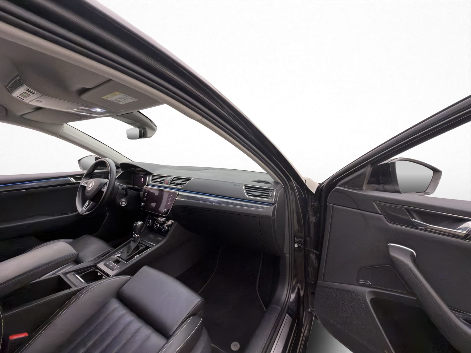 Škoda Superb iV Combi 1.4 TSI iV DSG Sequential, 218hp, 2020