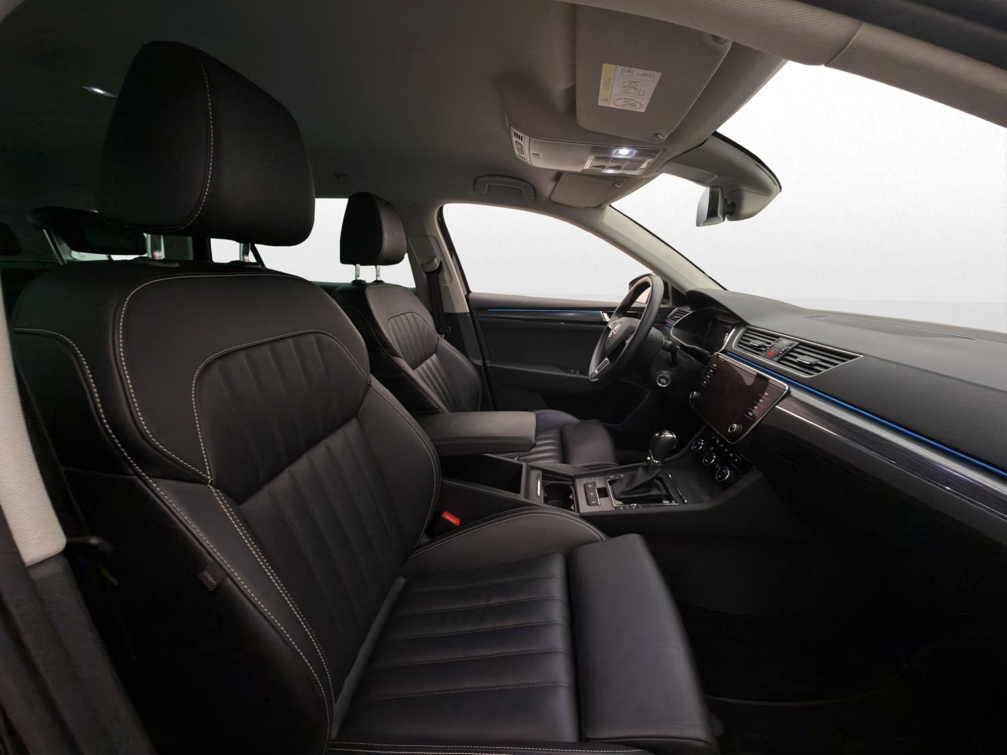 Škoda Superb iV Combi 1.4 TSI iV DSG Sequential, 218hp, 2020