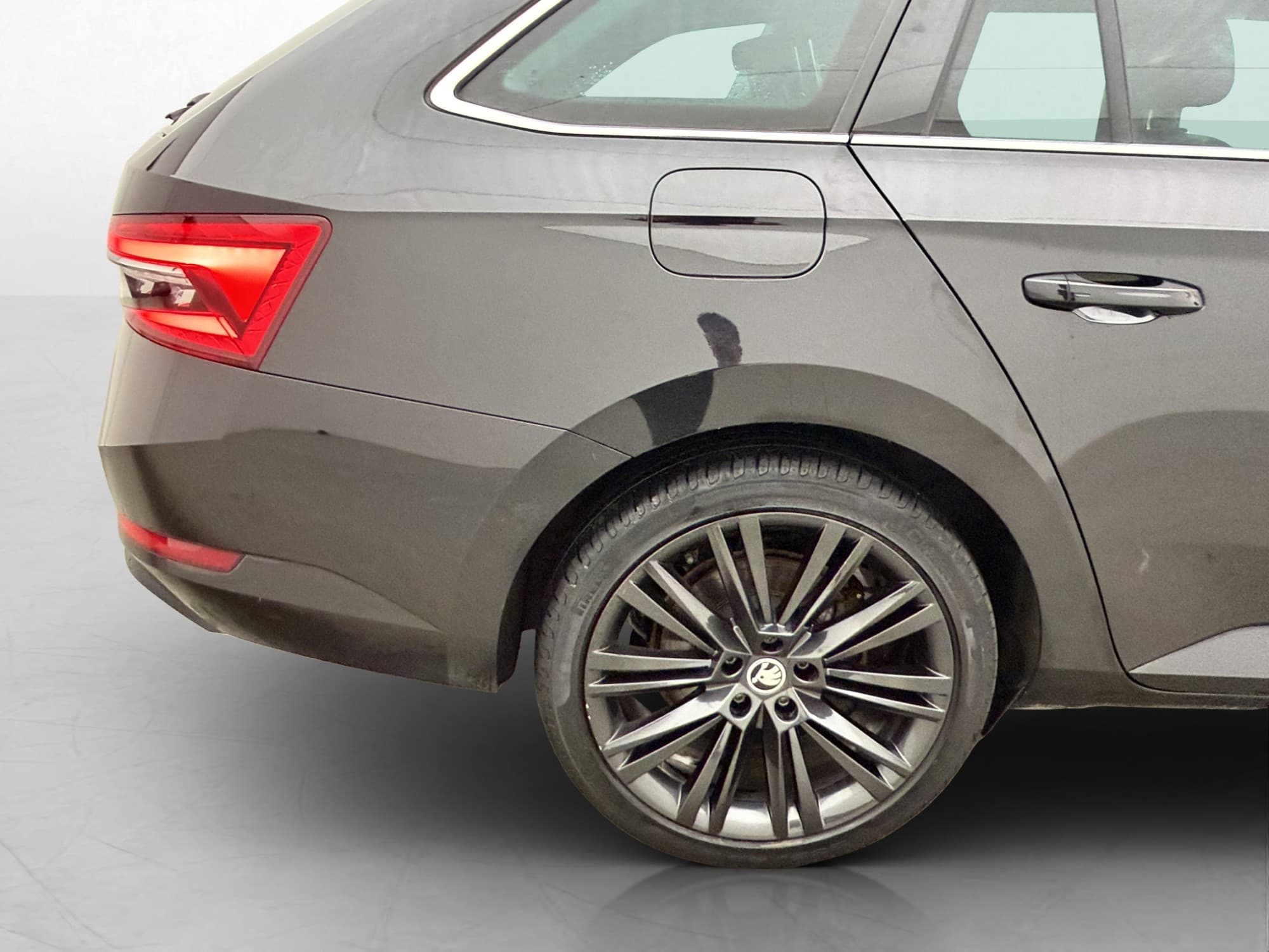 Škoda Superb iV Combi 1.4 TSI iV DSG Sequential, 218hp, 2020