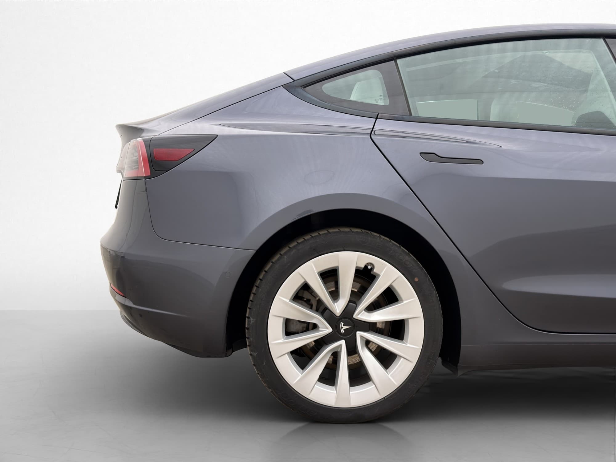 Tesla Model 3 Long Range AWD, 498ps, 2021