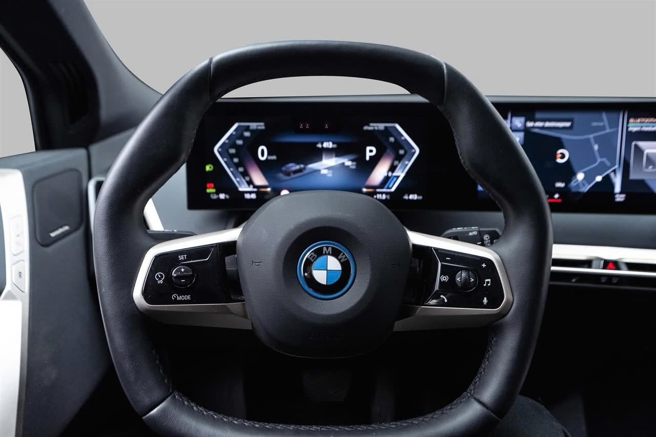 BMW iX xDrive50, 524hk, 2023