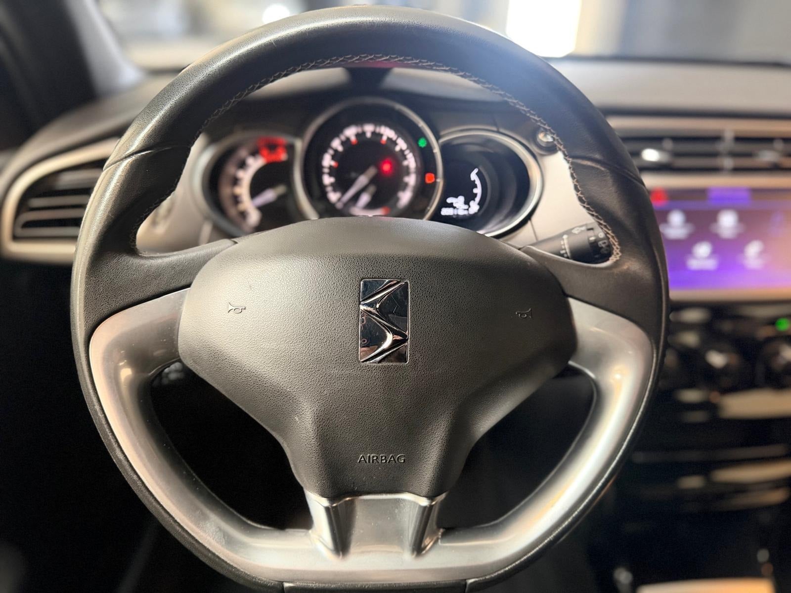 DS 3 1.6 BlueHDi Manual, 5-trins, 99ps, 2017