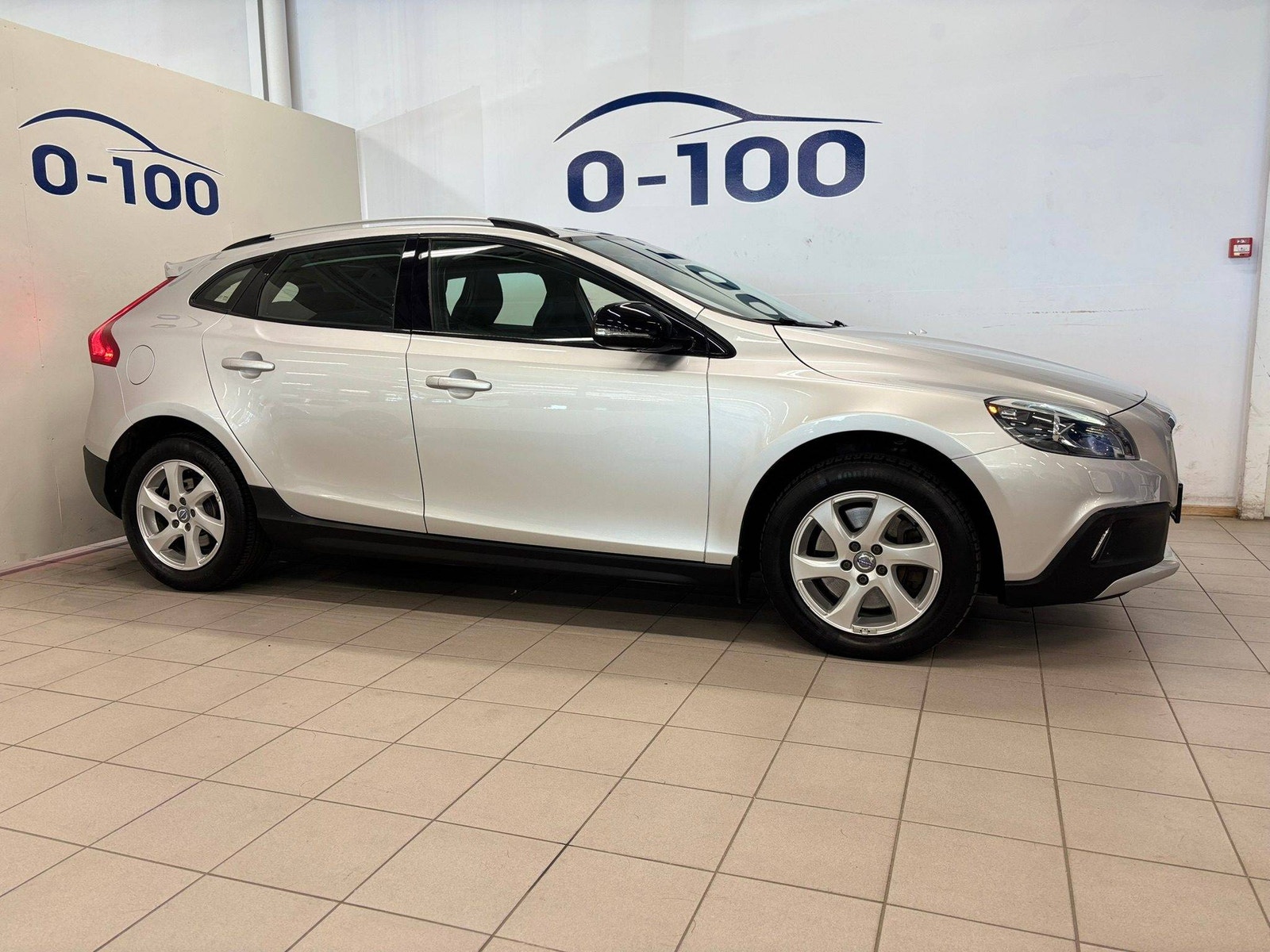 Volvo V40 Cross Country T4 AWD Geartronic, 6-trins, 180ps, 2014