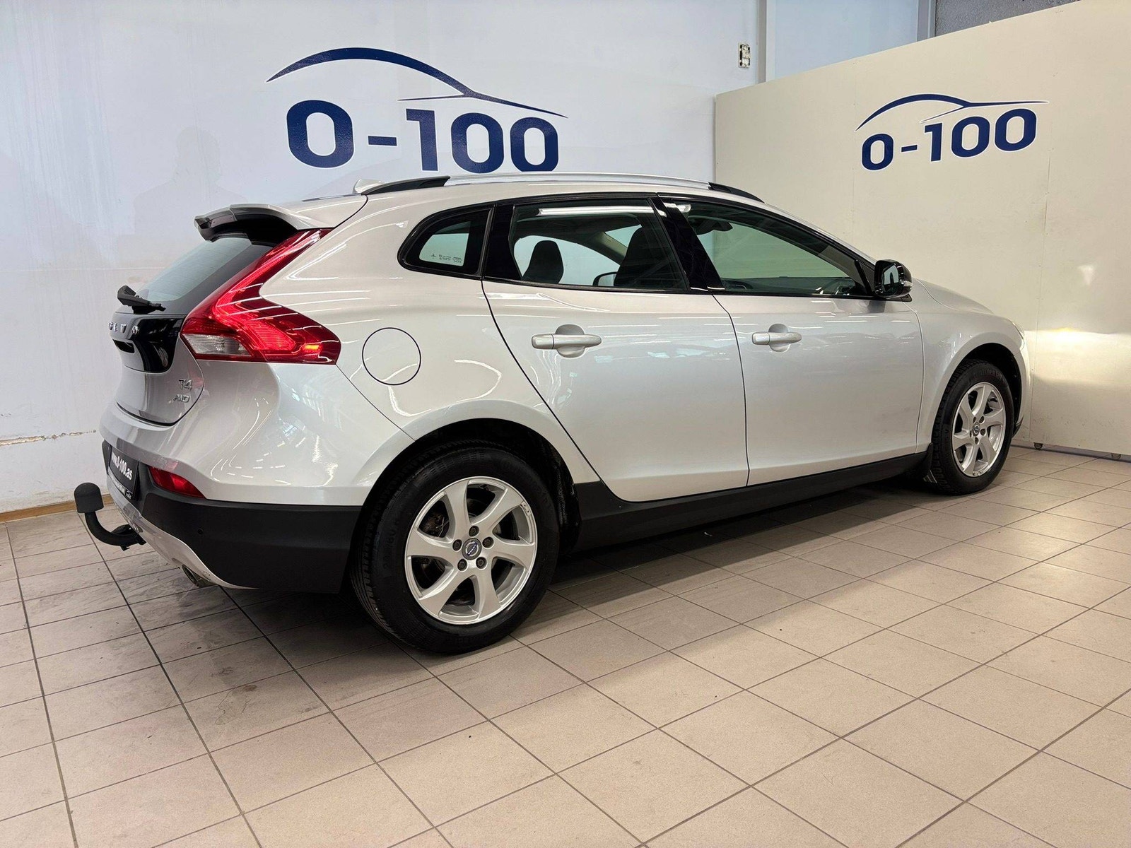 Volvo V40 Cross Country T4 AWD Geartronic, 6-trins, 180ps, 2014