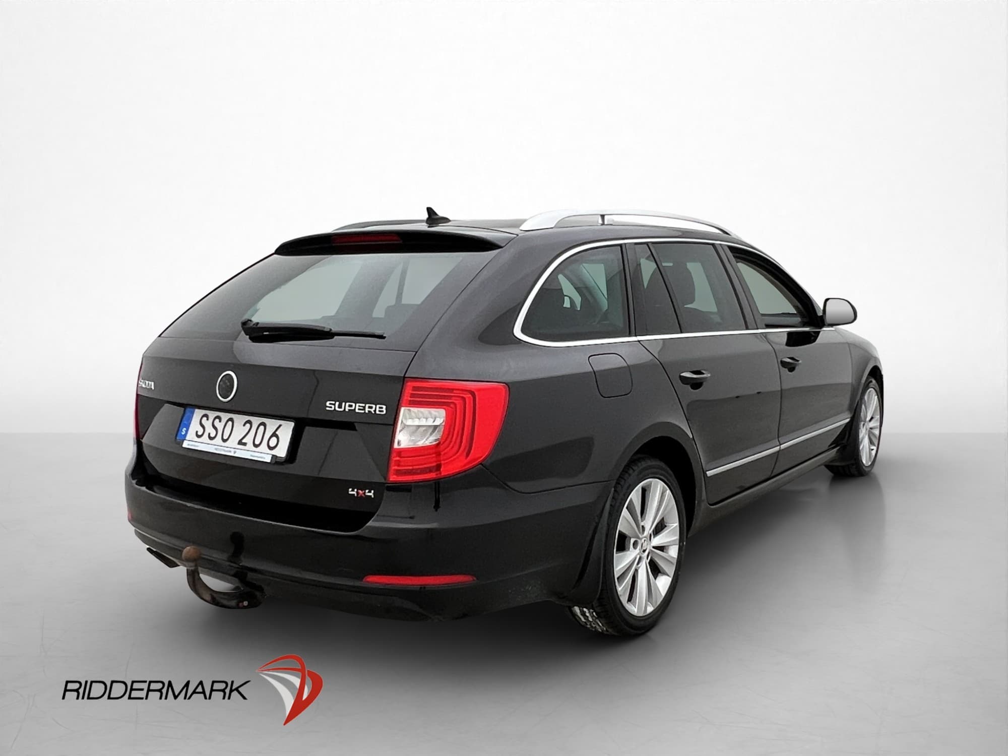 Škoda Superb Combi 2.0 TDI 4x4 DSG Sequential, 6-trins, 170ps, 2015