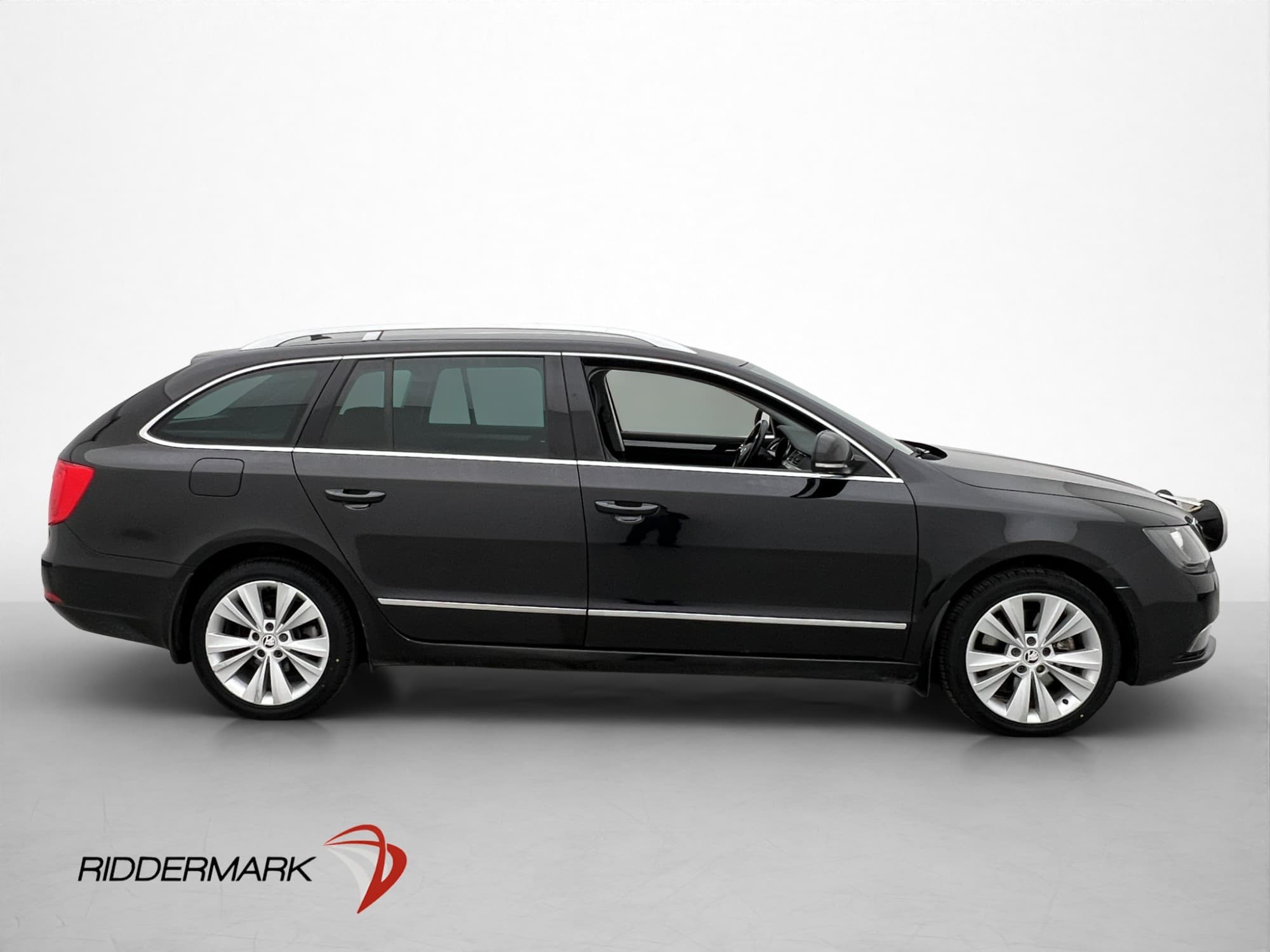 Škoda Superb Combi 2.0 TDI 4x4 DSG Sequential, 6-trins, 170ps, 2015